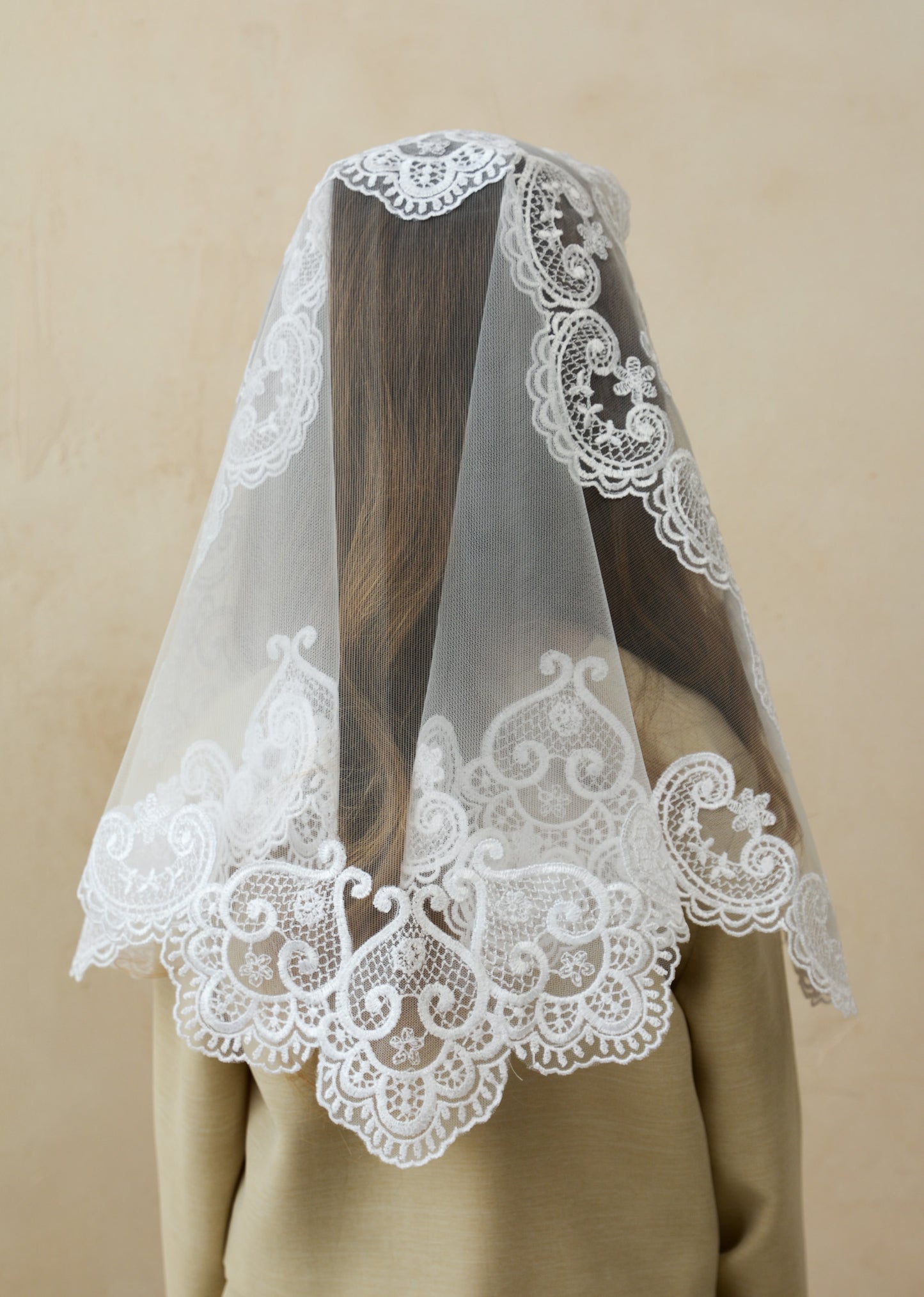 CHILD WHITE VEIL