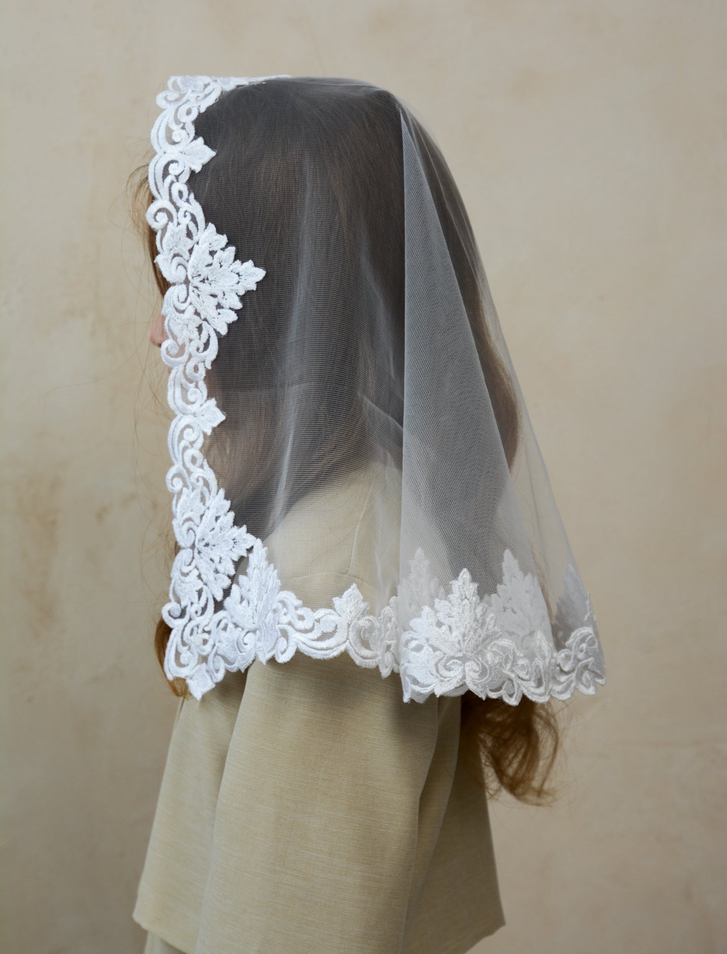 CHILD IVORY VEIL