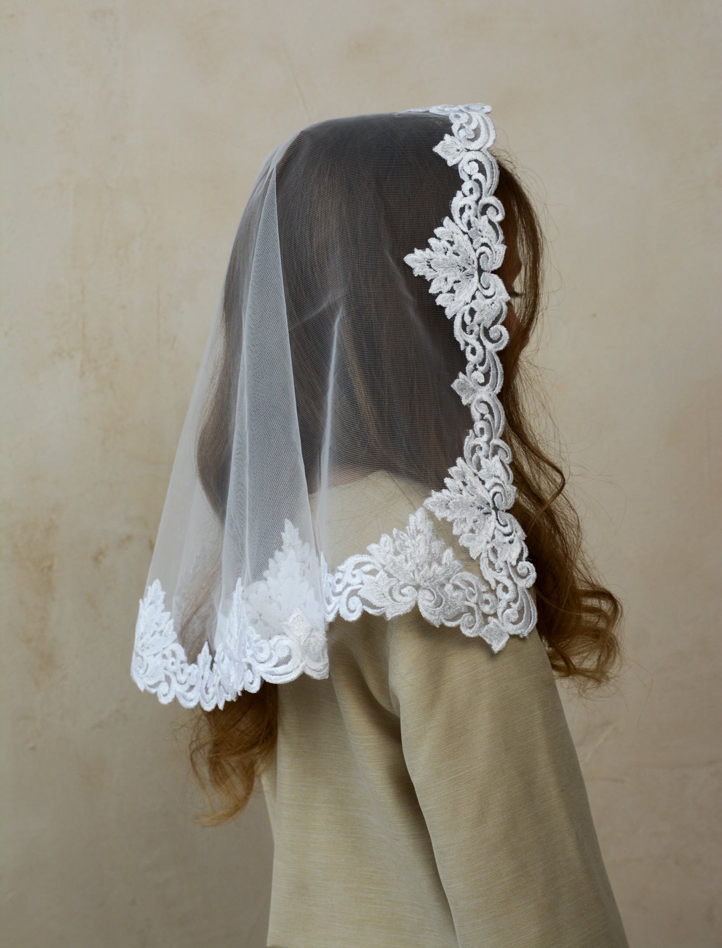 CHILD IVORY VEIL
