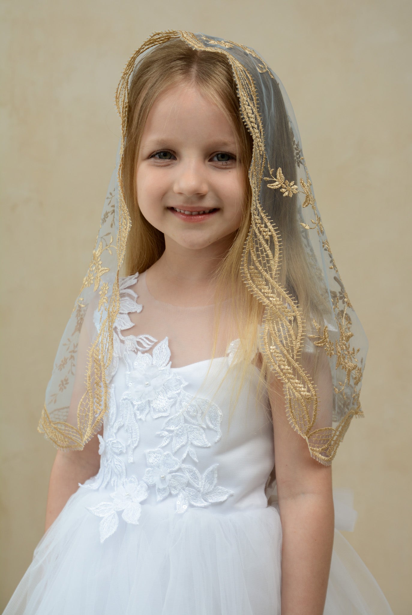 GOLD & BLUE VEIL