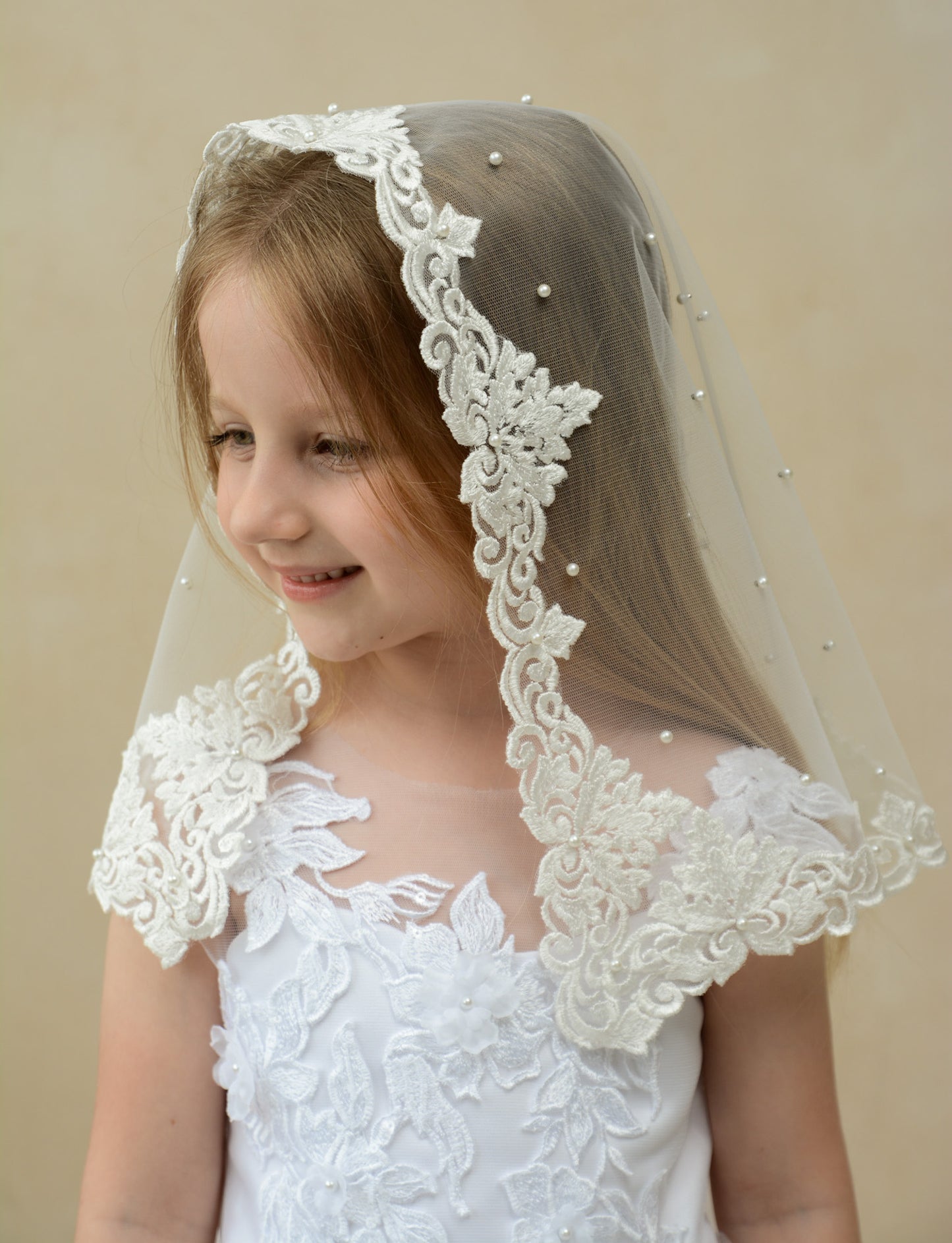 CHILD PEARL VEIL