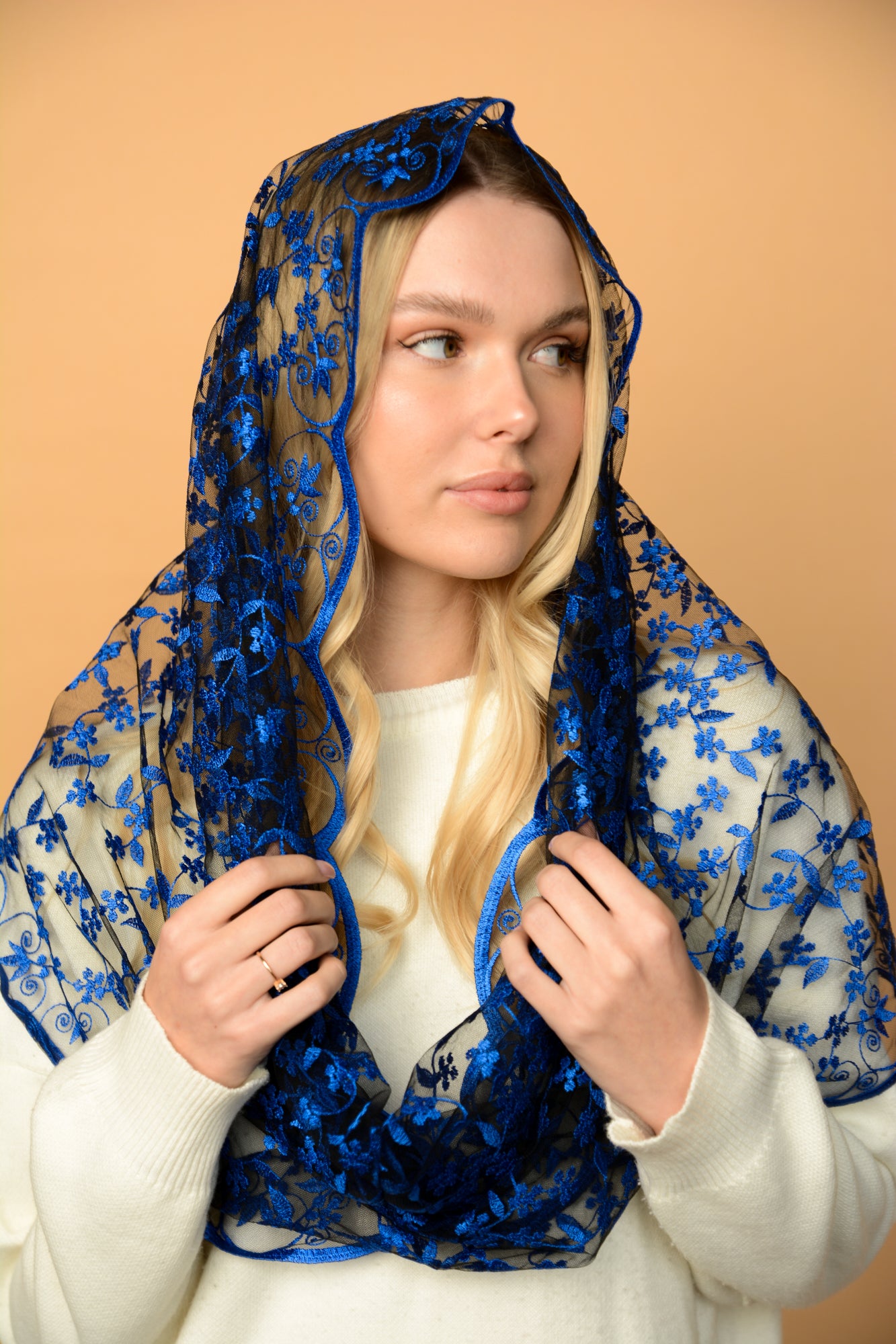BLUE INFINITY VEIL