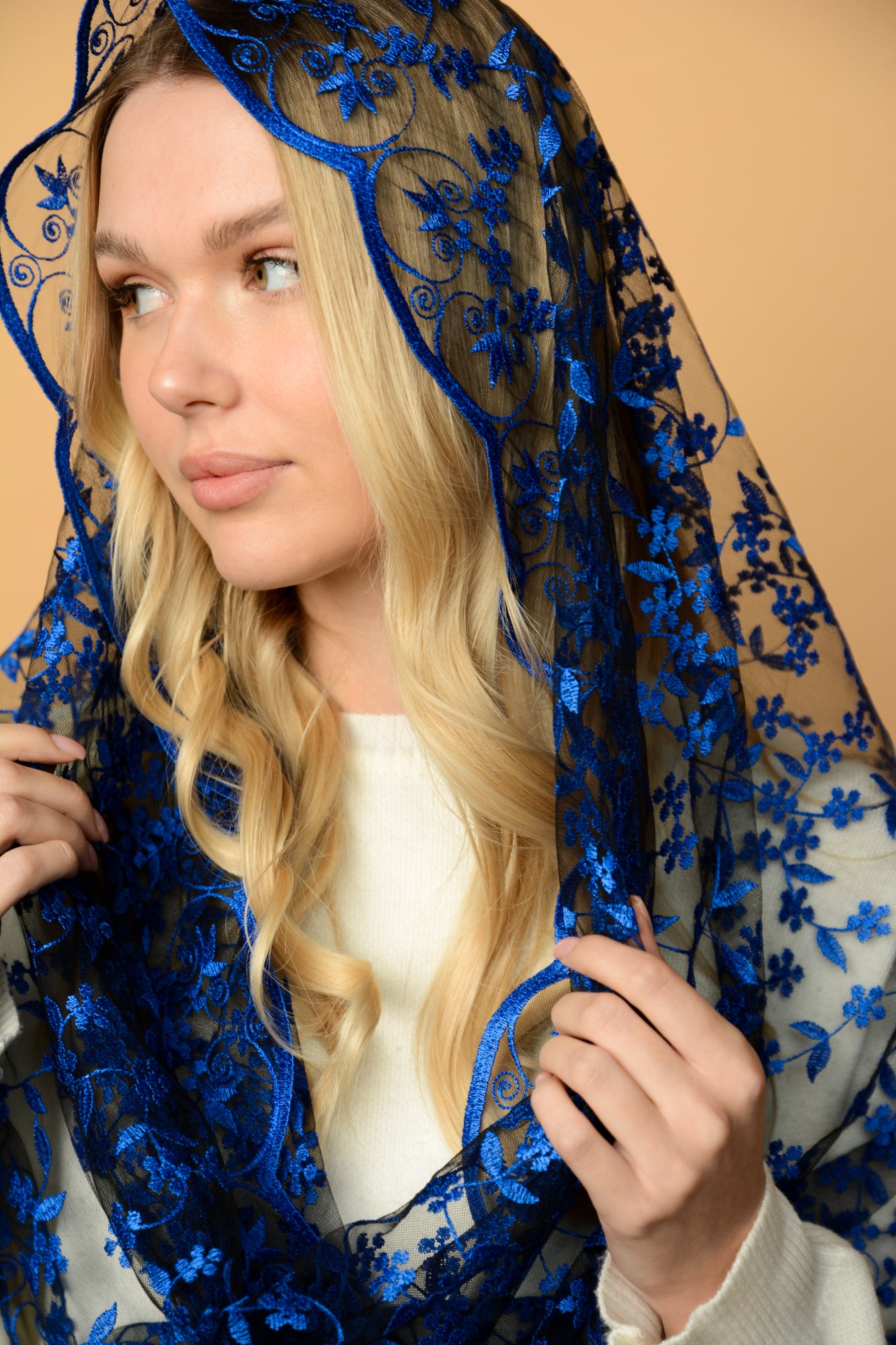 BLUE INFINITY VEIL