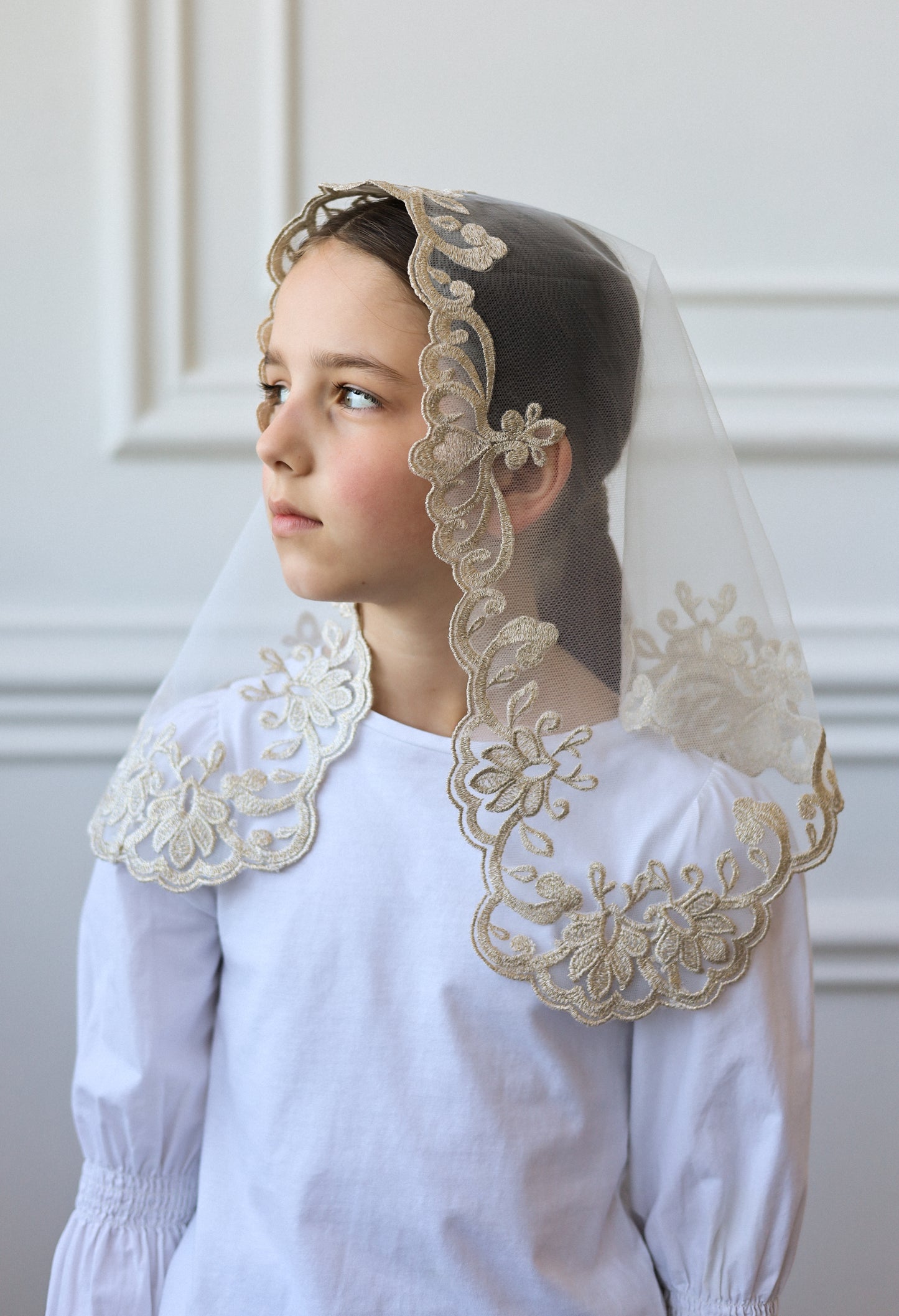GOLD CHILD VEIL