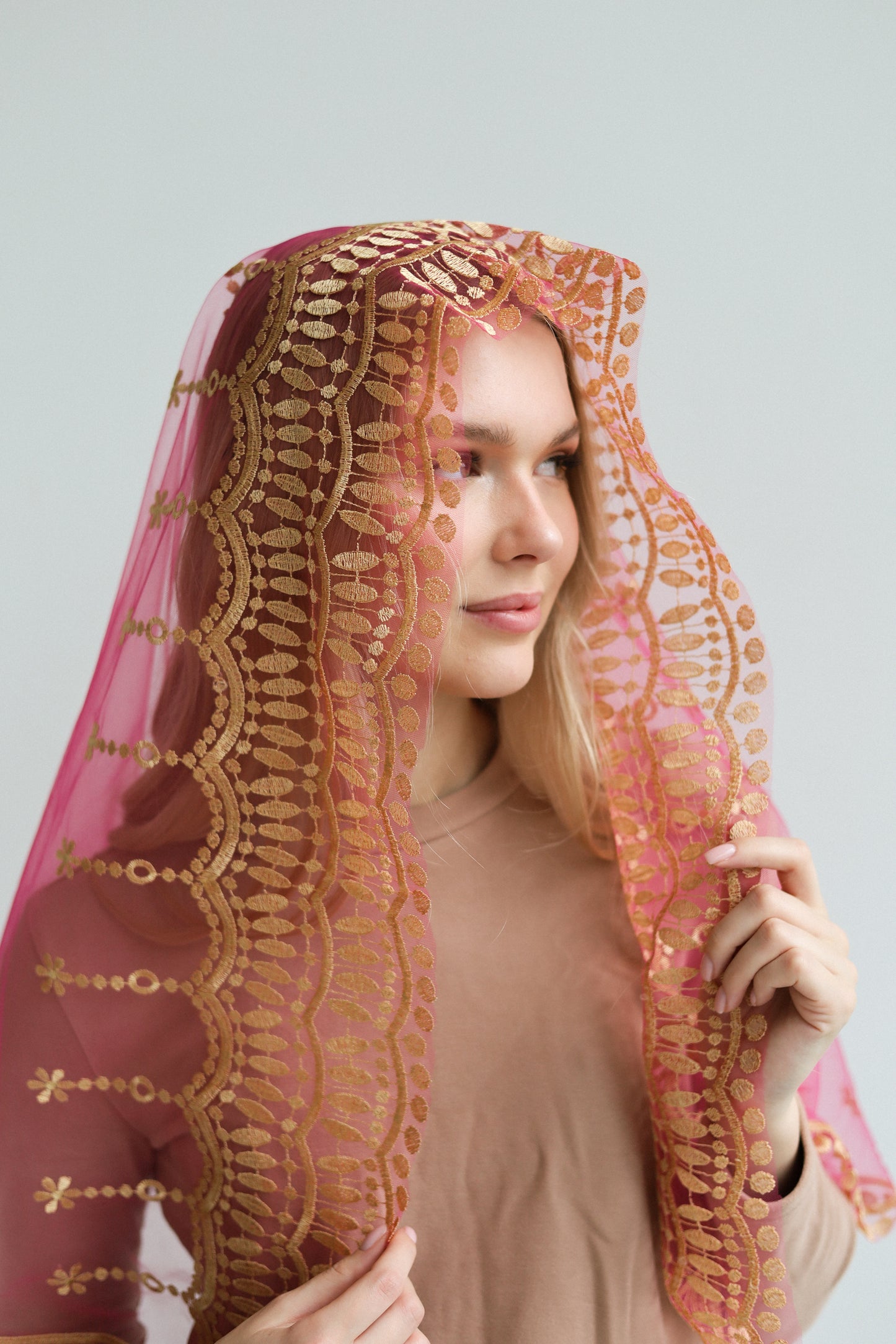 VEIL WITH JESUS EMBROIDERY