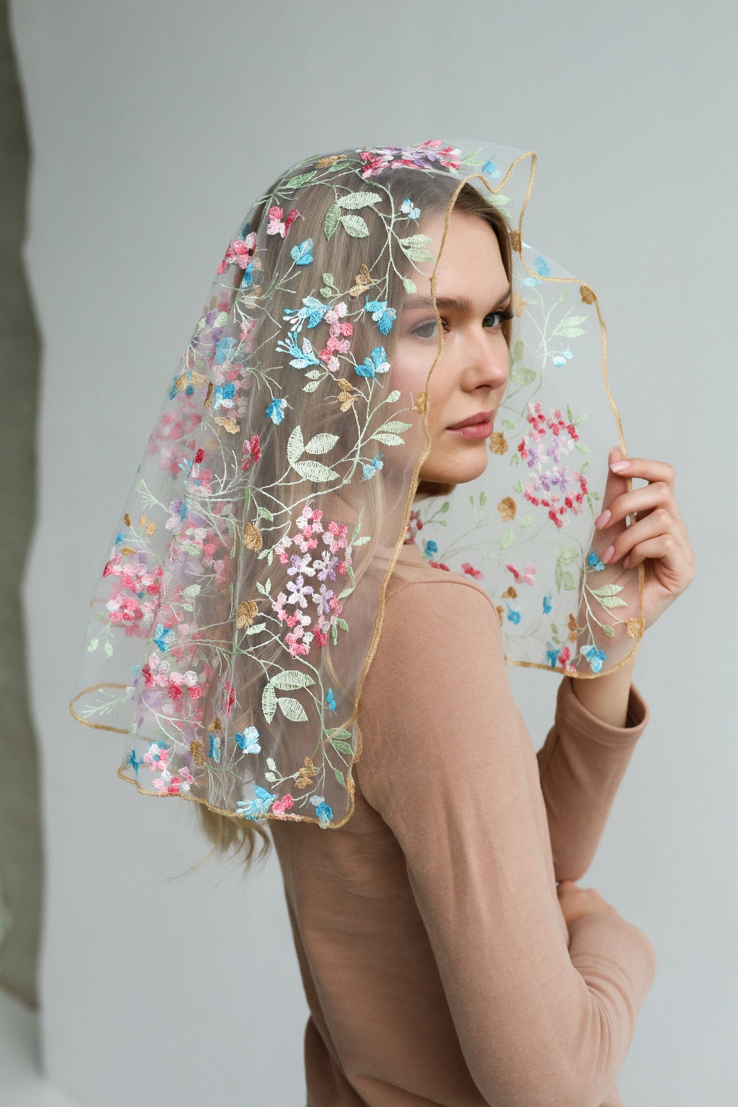 MULTICOLOR MANTILLA - MariaVeils