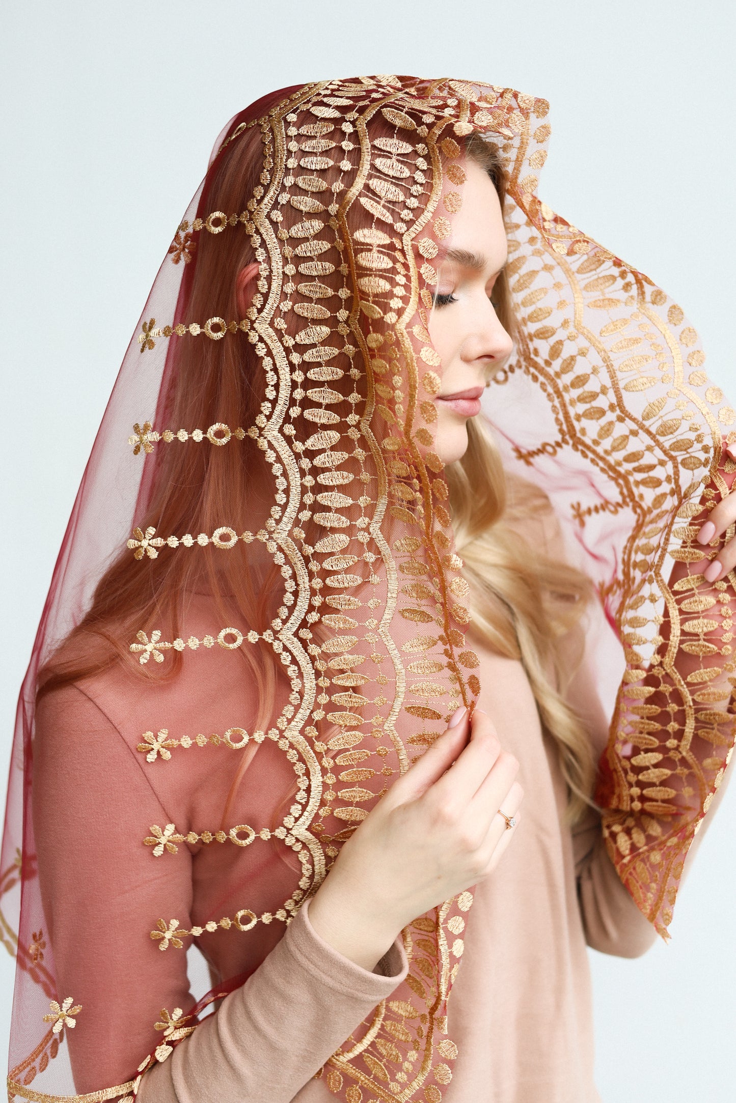 AVE MARIA EMBROIDERY VEIL