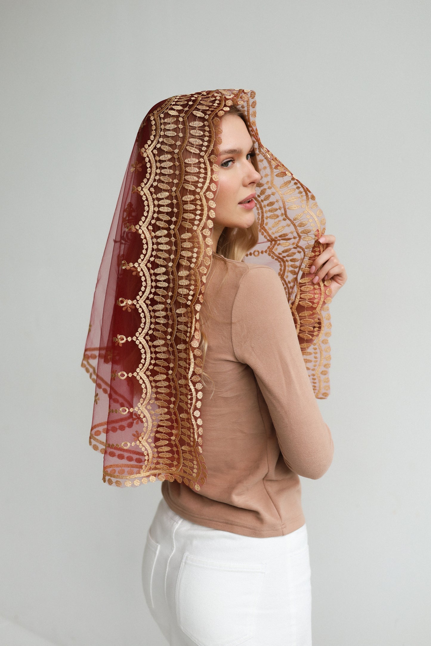 AVE MARIA EMBROIDERY VEIL