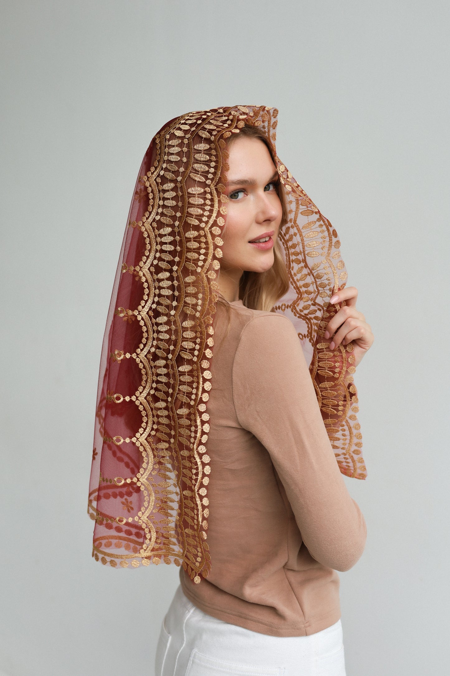 AVE MARIA EMBROIDERY VEIL