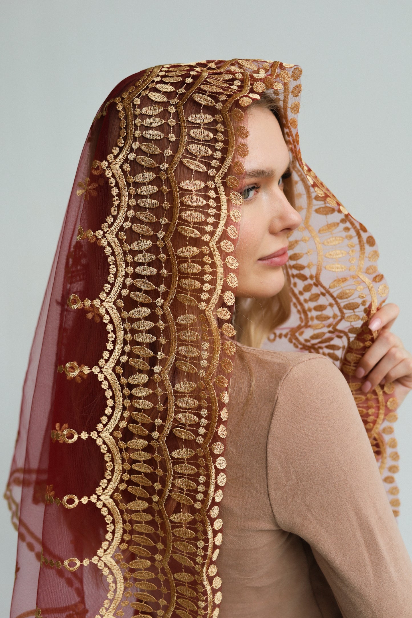 AVE MARIA EMBROIDERY VEIL