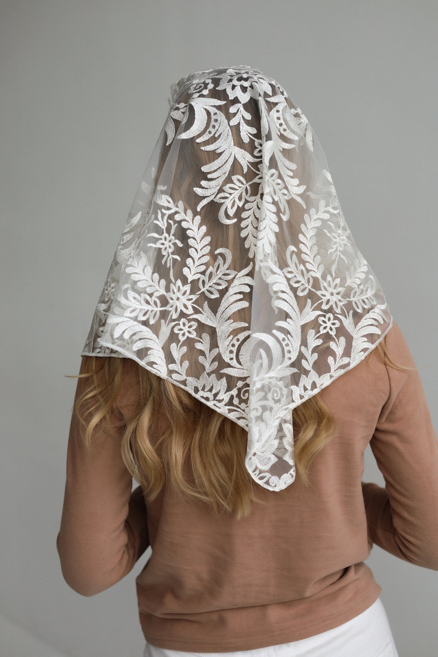 NEW IVORY VEIL