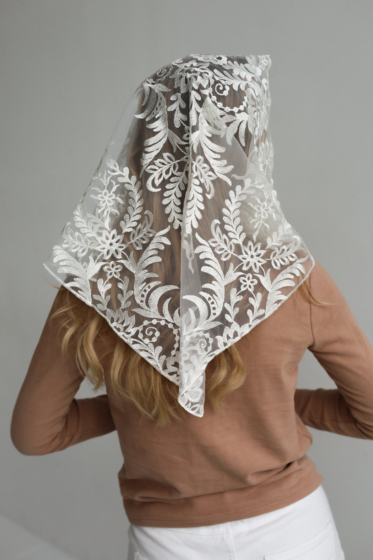 NEW IVORY VEIL