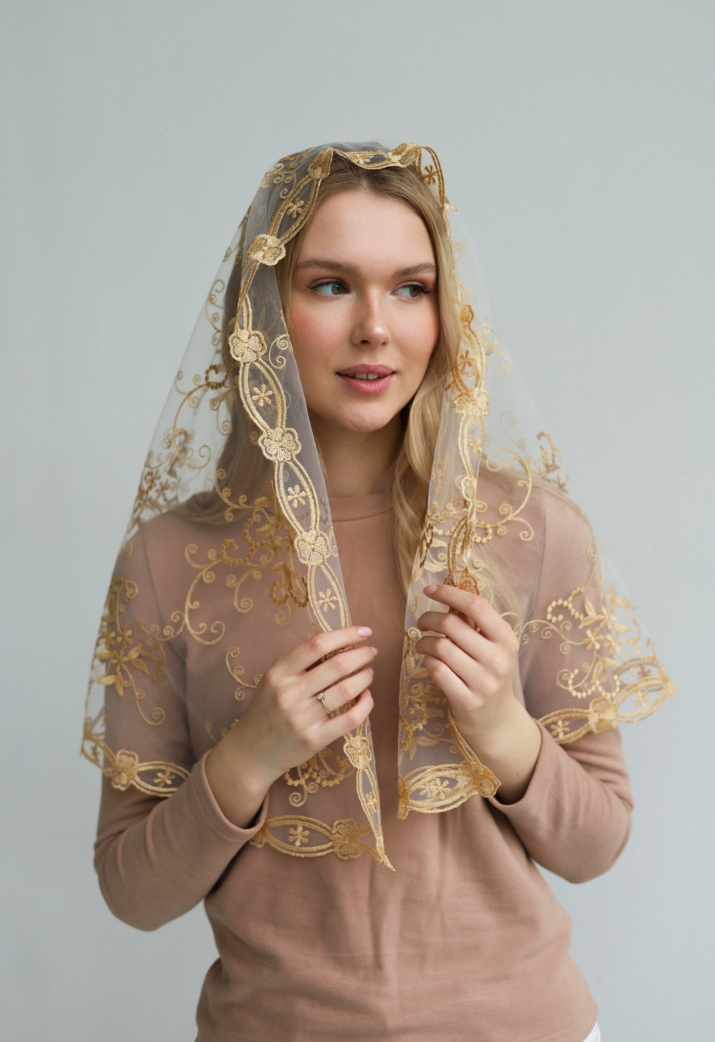 NEW GOLD VEIL