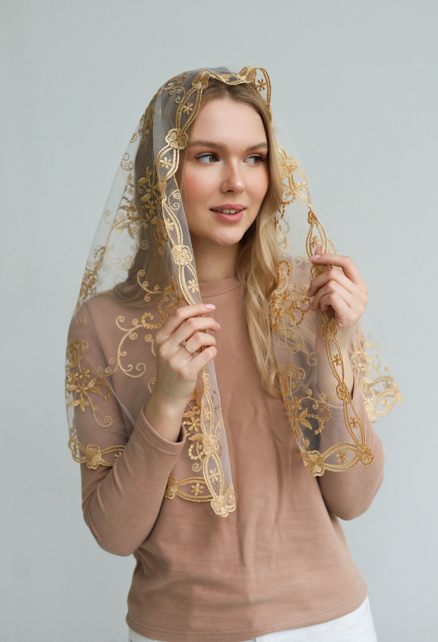 NEW GOLD VEIL