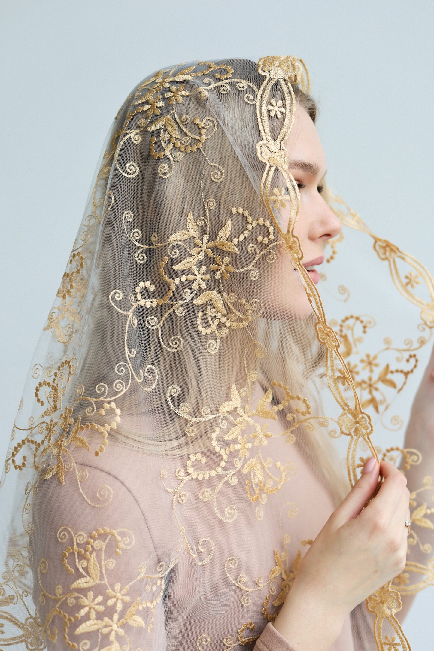 NEW GOLD VEIL