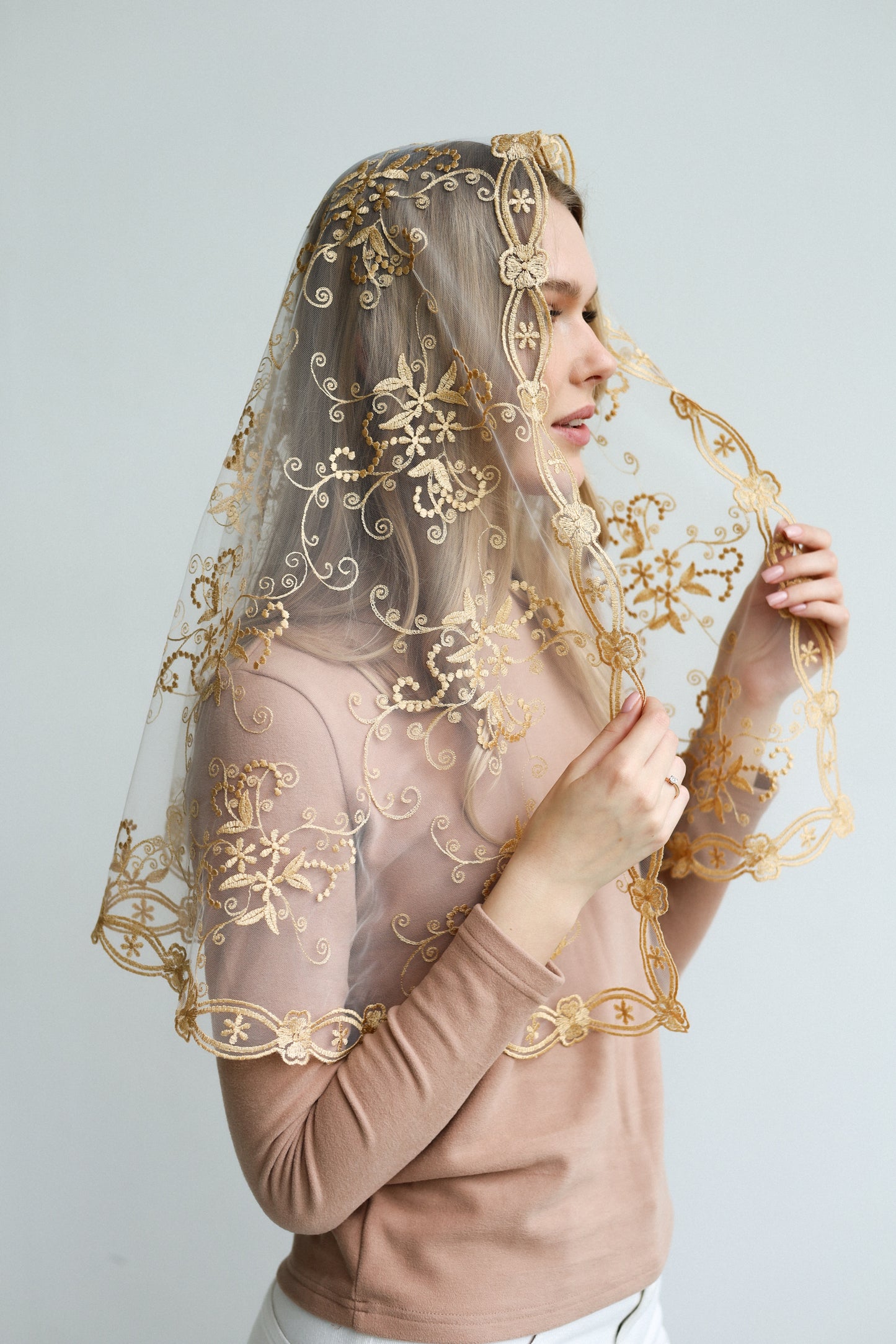 NEW GOLD VEIL
