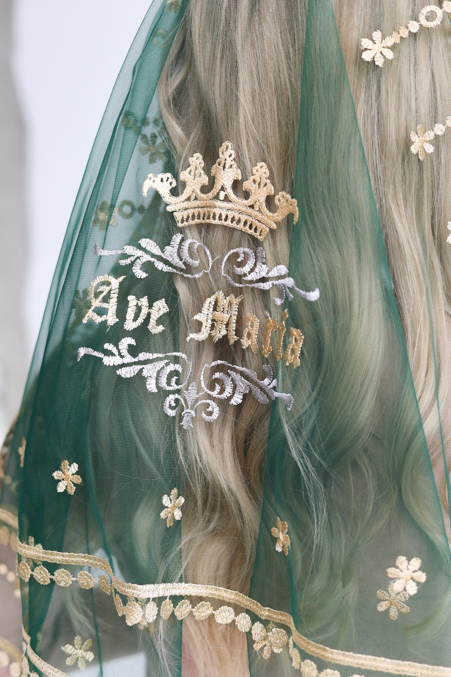 AVE MARIA EMBROIDERY VEIL