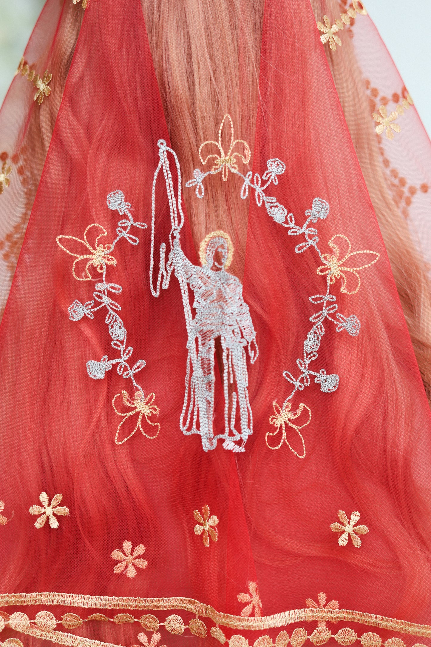 RED VEIL WITH JESUS