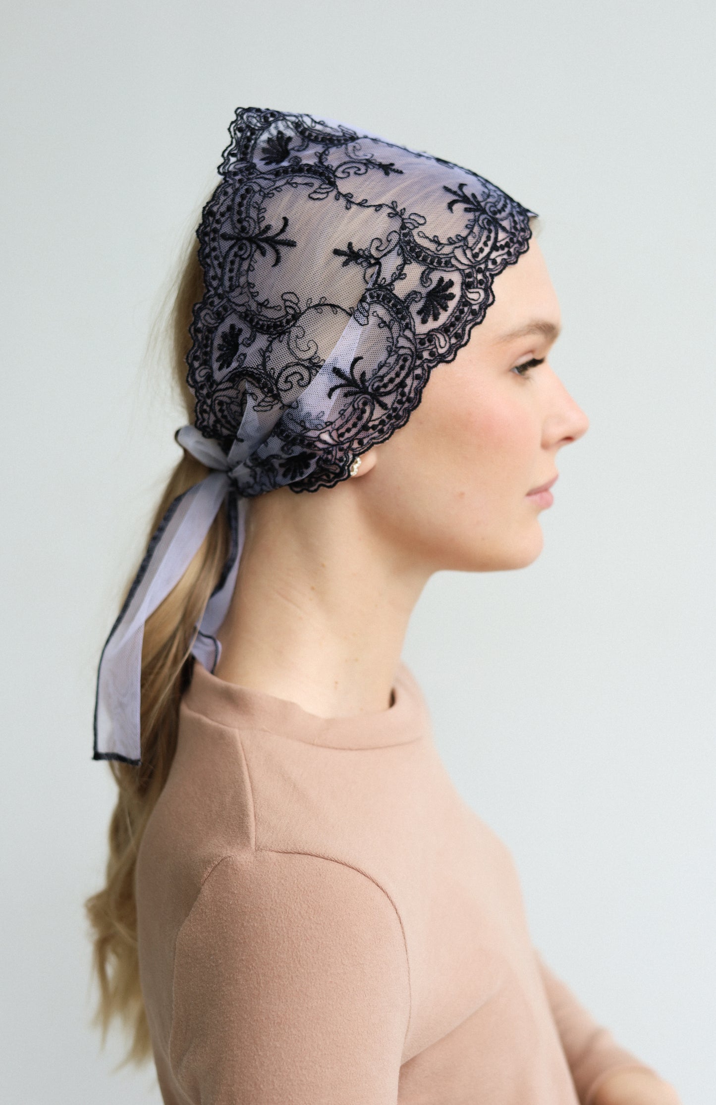 NEW BLACK & WHITE HEADBAND