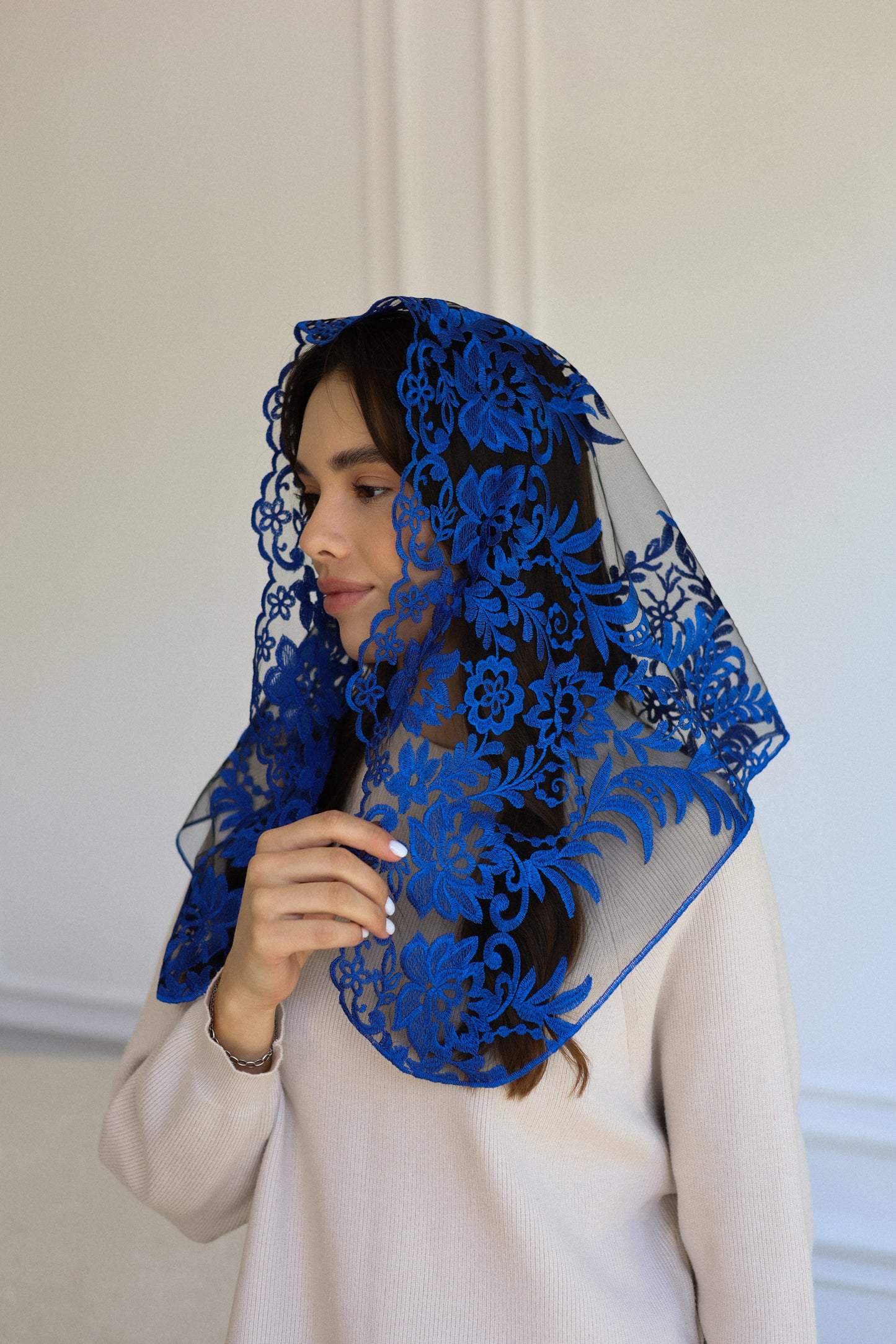NEW BURGUNDY VEIL