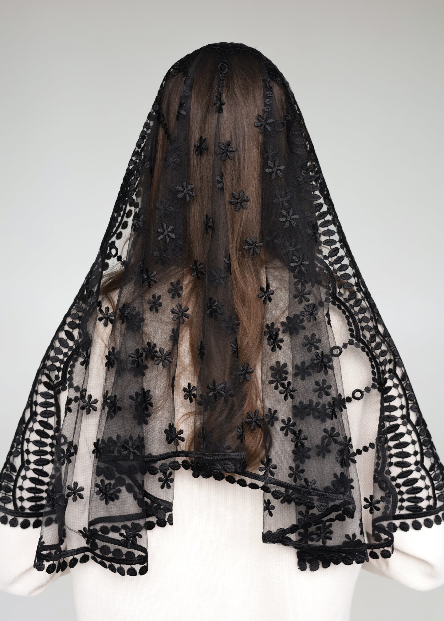 LONG BLACK MANTILLA - MariaVeils