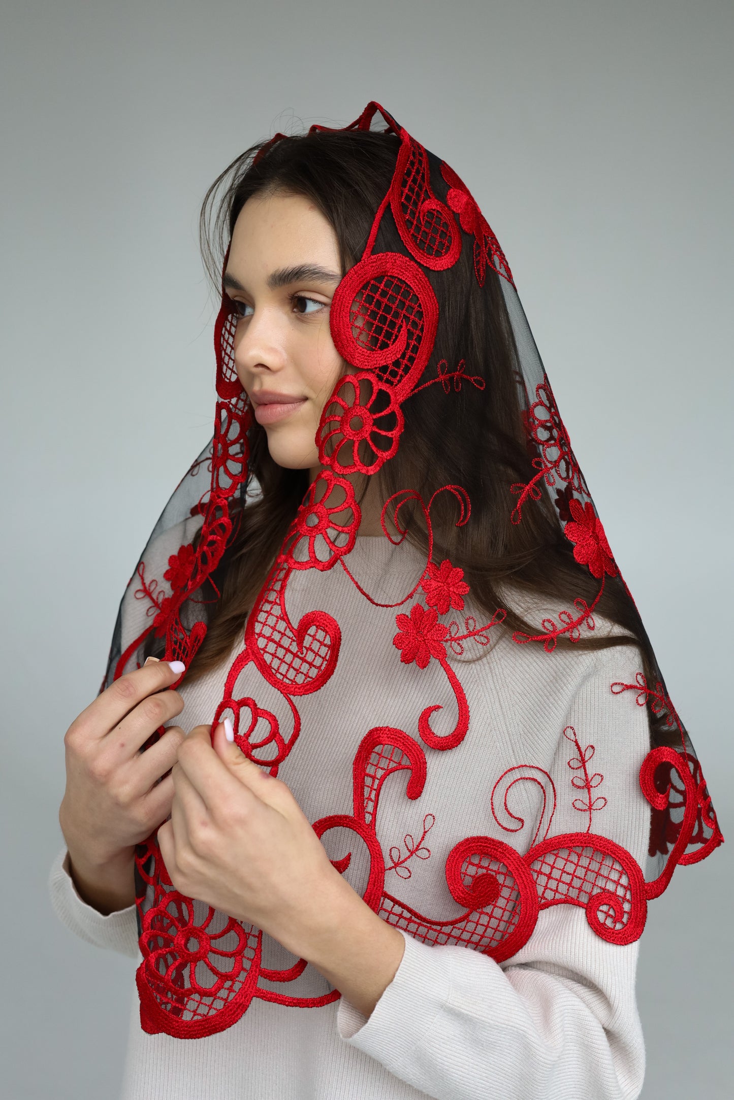 LONG FLORAL VEIL - MariaVeils