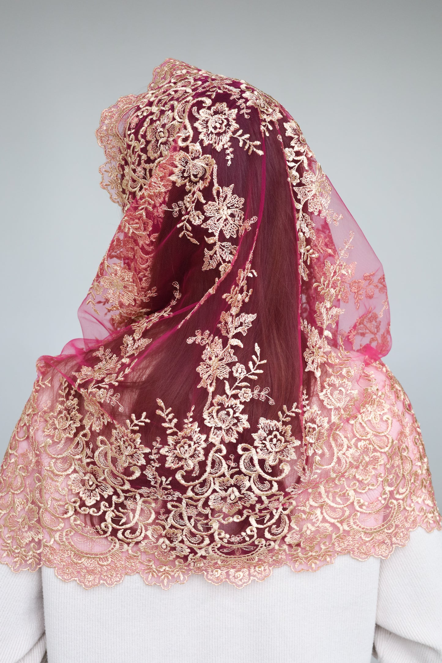 PINK & GOLD MANTILLA - MariaVeils