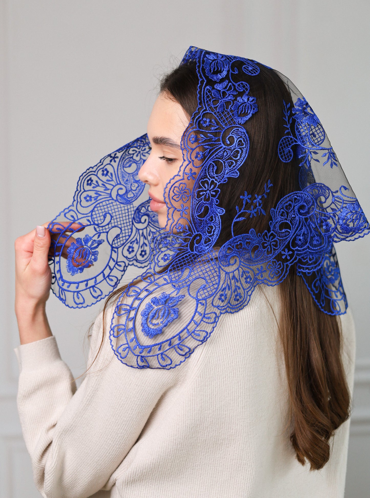 SHORT TRIANGLE VEIL - MariaVeils