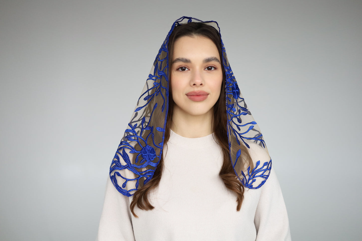 TRIANGLE BLUE & NUDE VEIL - MariaVeils