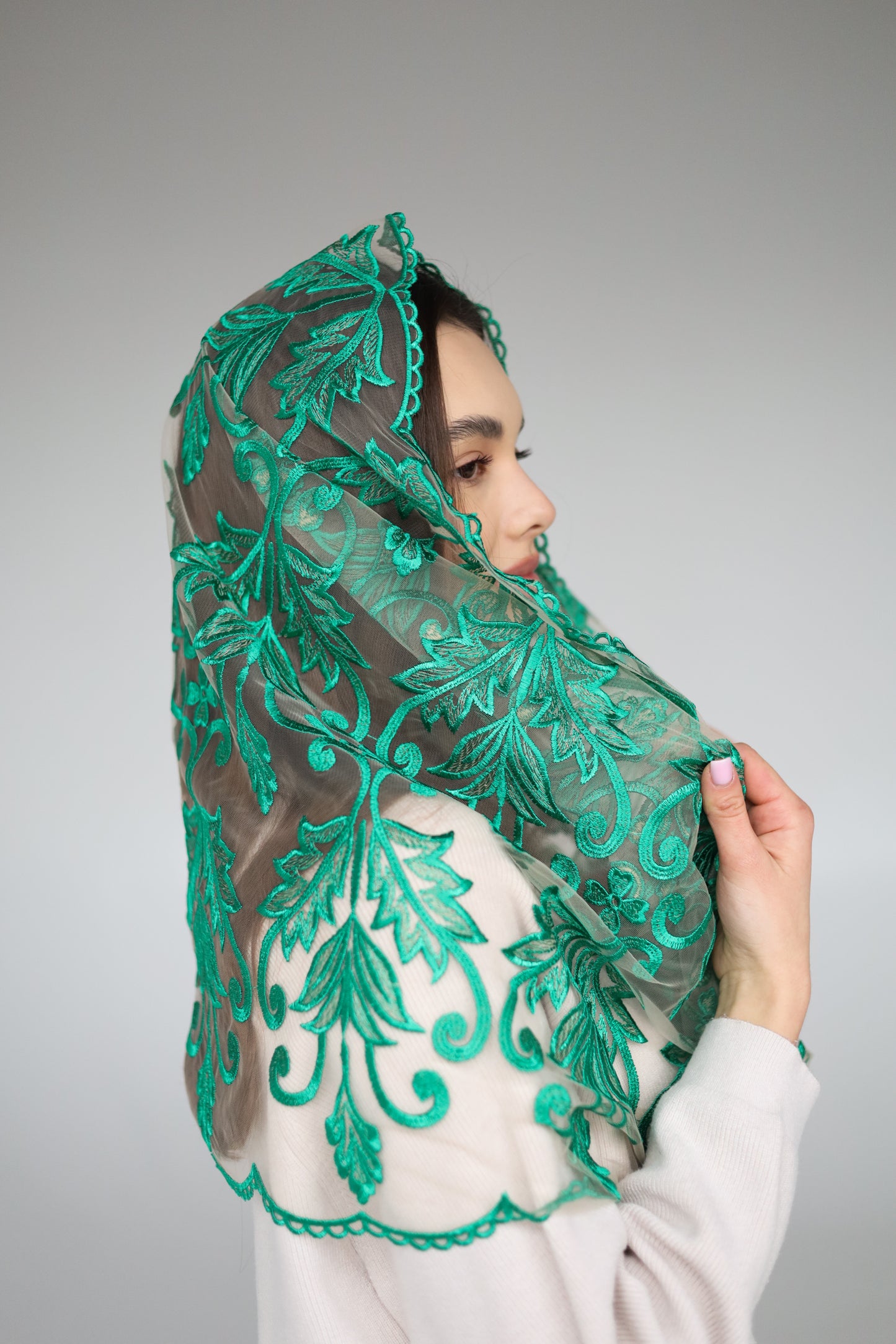 GREEN INFINITY VEIL - MariaVeils