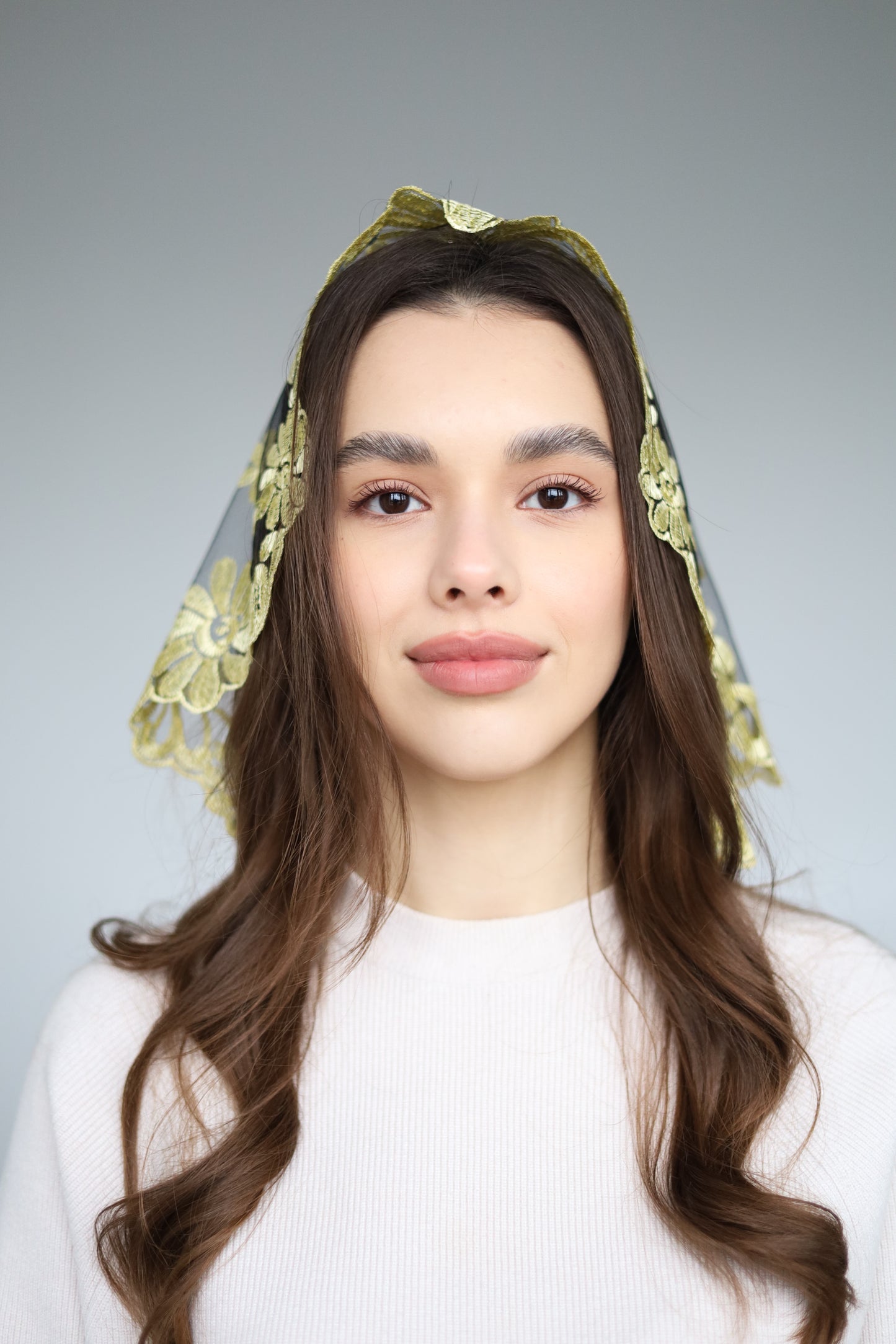 SHORT YELLOW VEIL
