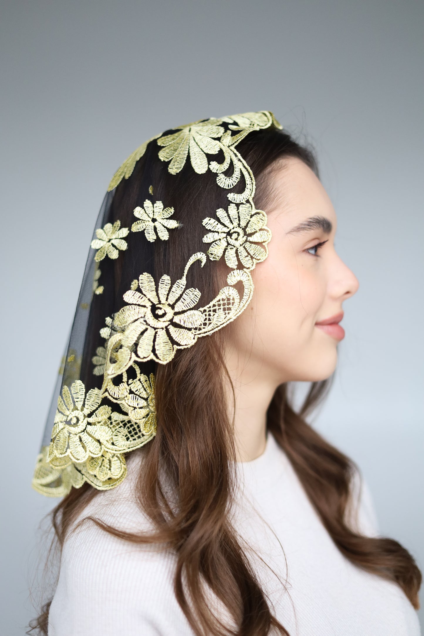 SHORT YELLOW VEIL
