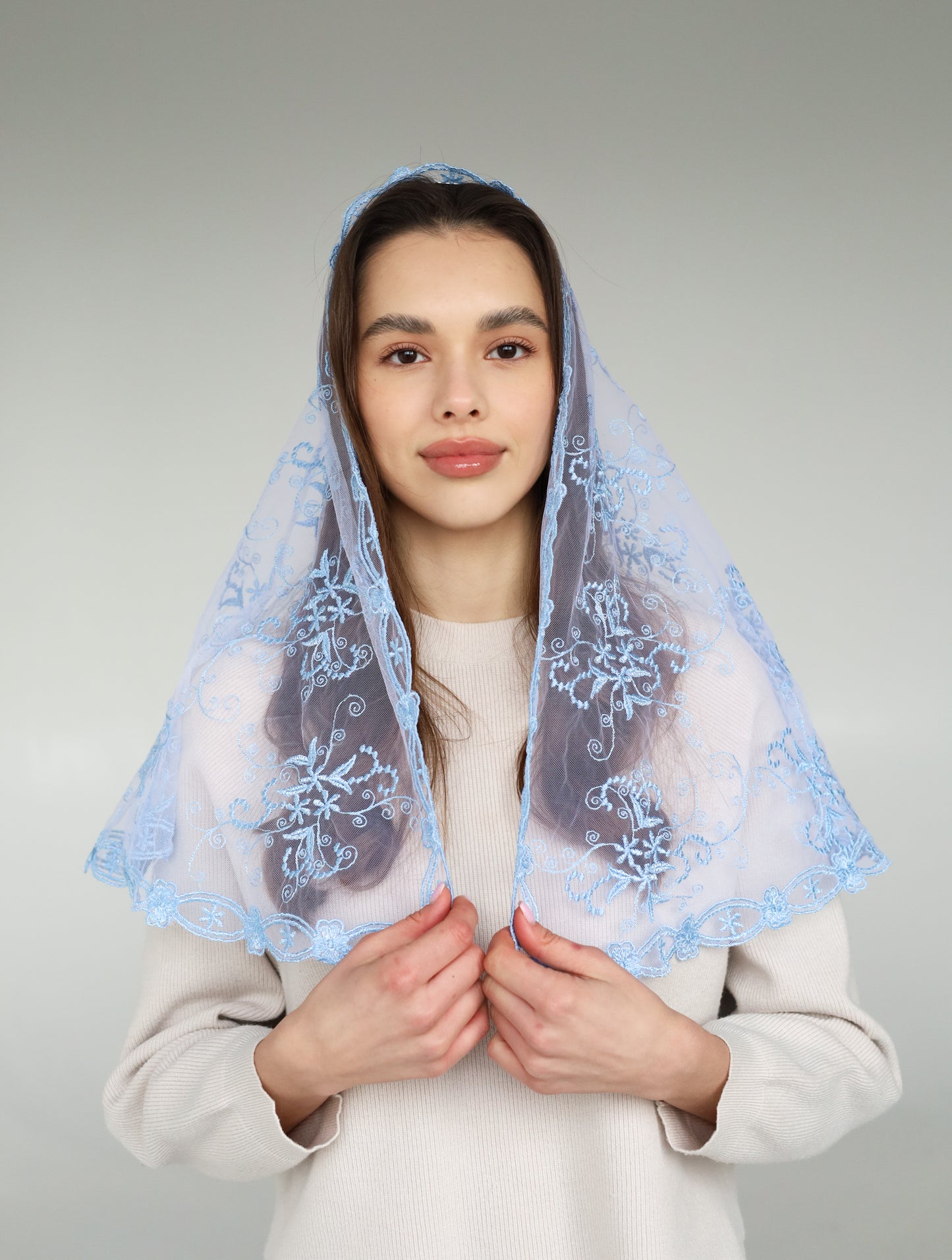 LONG LIGHT BLUE MANTILLA - MariaVeils