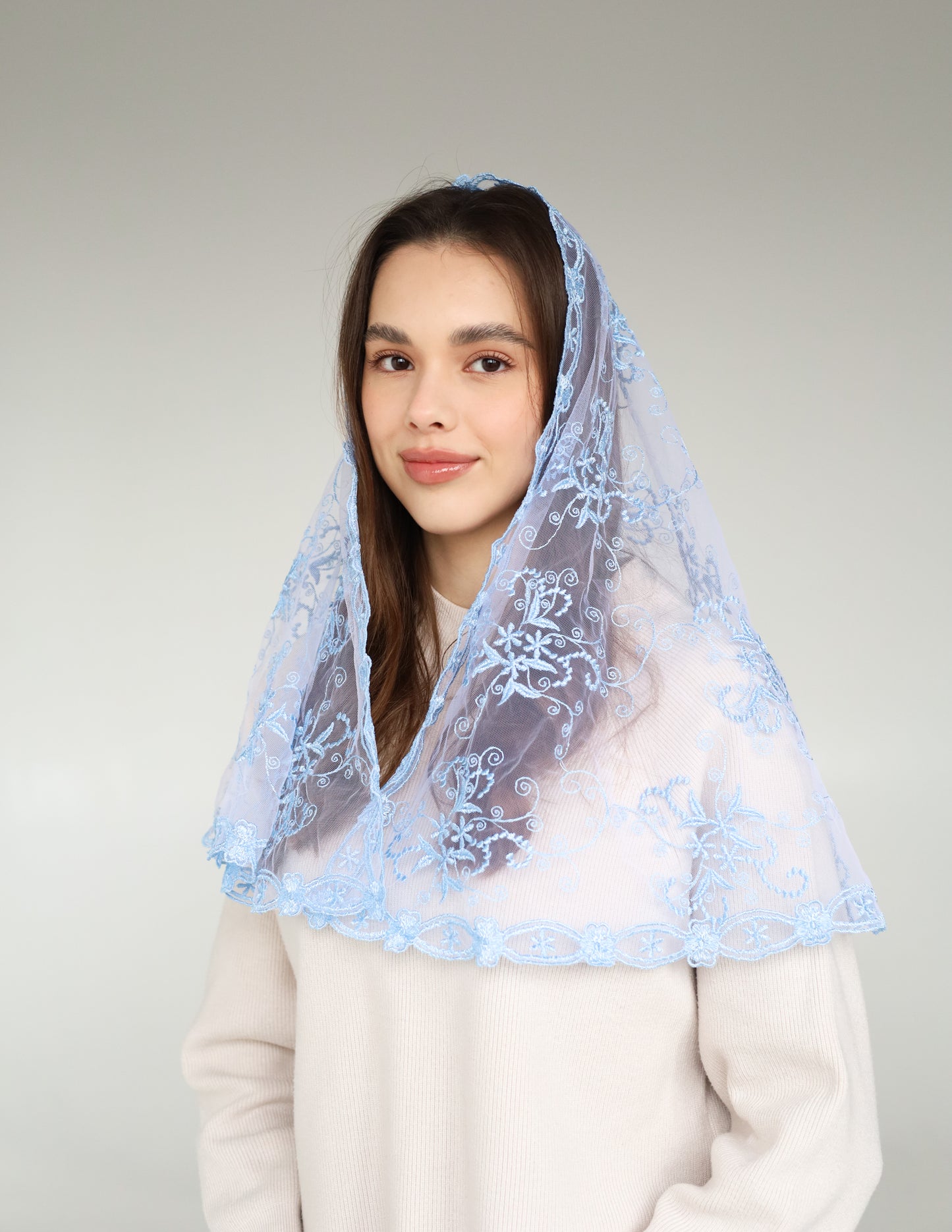 LONG LIGHT BLUE MANTILLA - MariaVeils