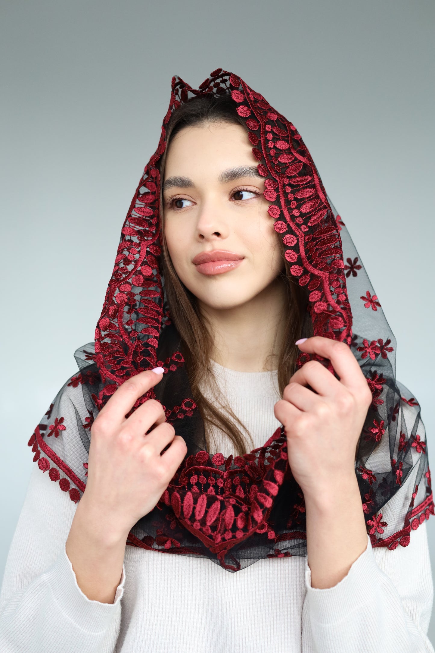 INIFNITY RED MANTILLA