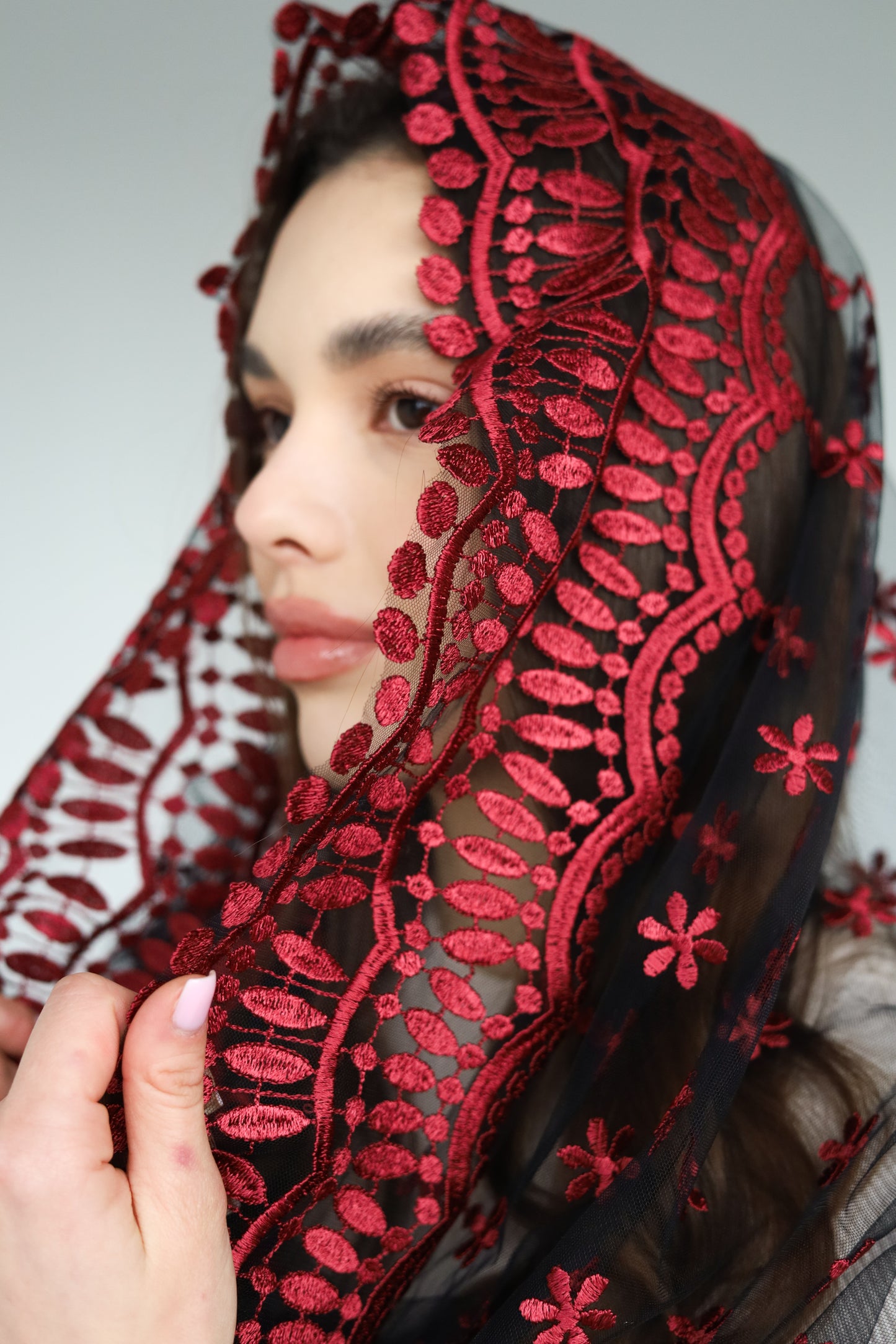 INIFNITY RED MANTILLA