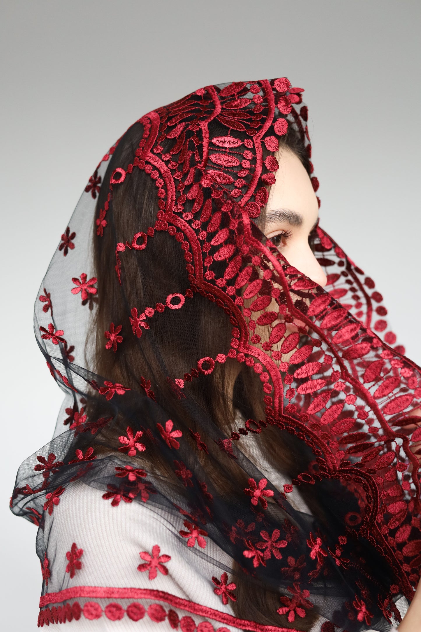 INIFNITY RED MANTILLA