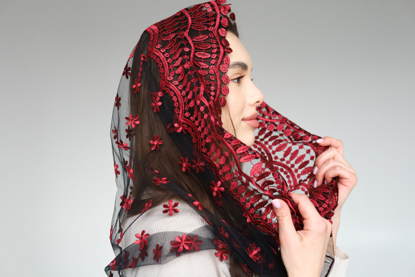 INIFNITY RED MANTILLA
