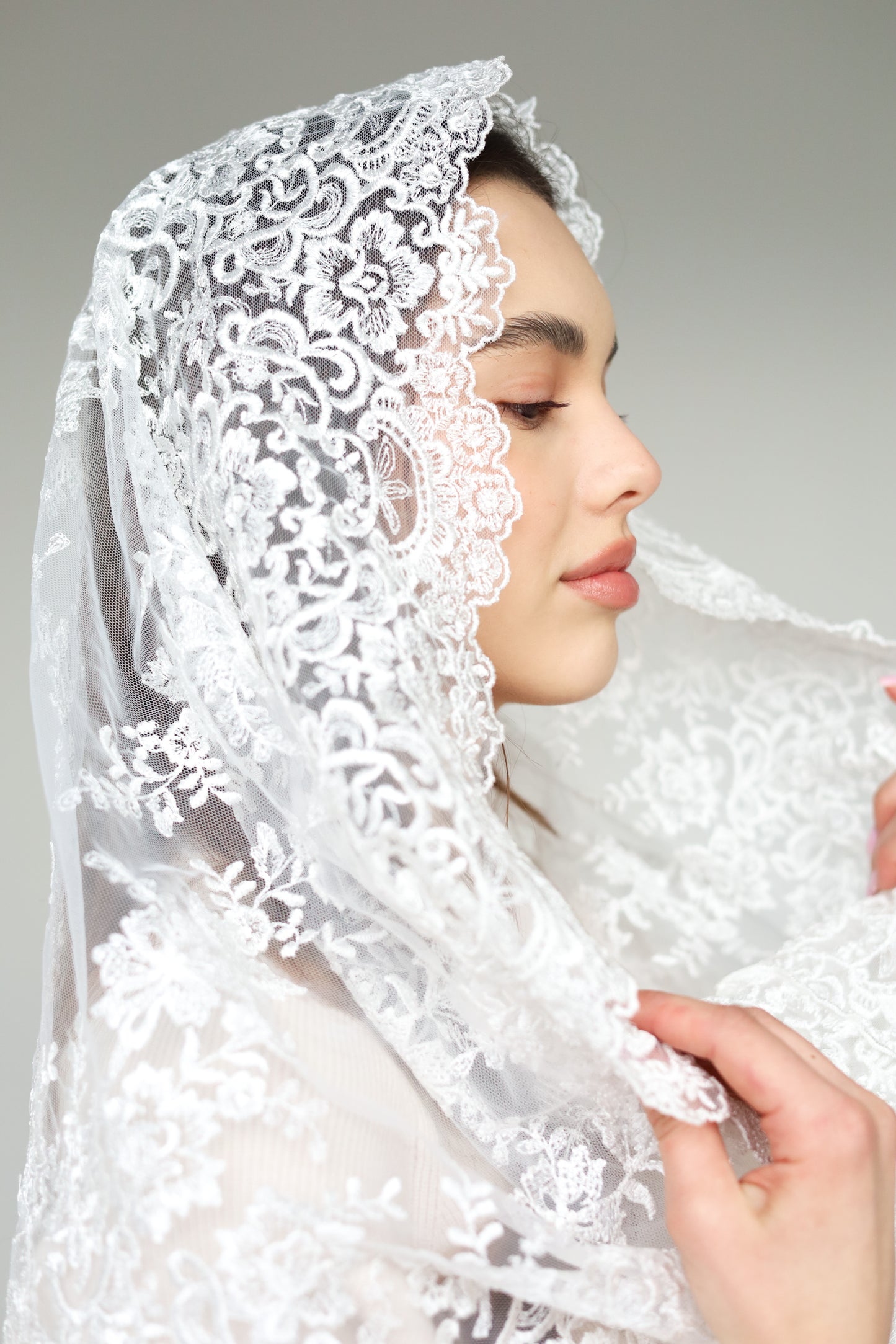IVORY INFINITY MANTILLA - MariaVeils