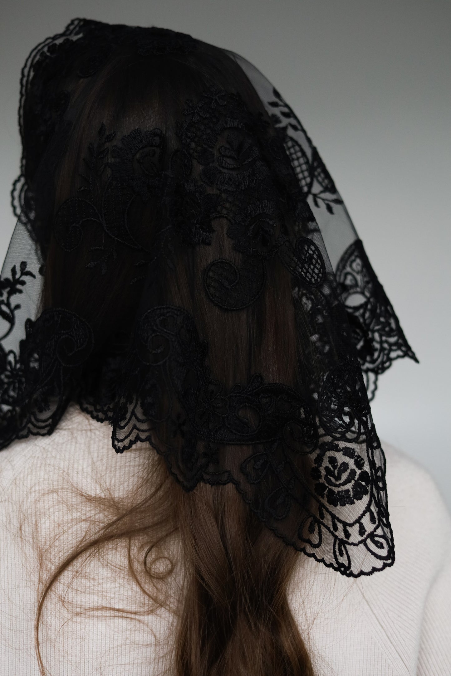 BLACK TRIANGLE VEIL - MariaVeils
