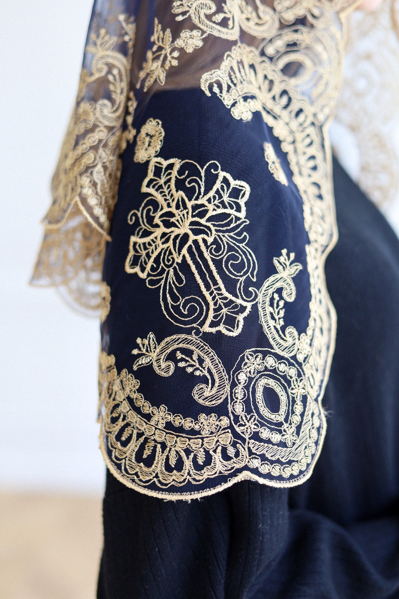 NEW! BLUE VEIL