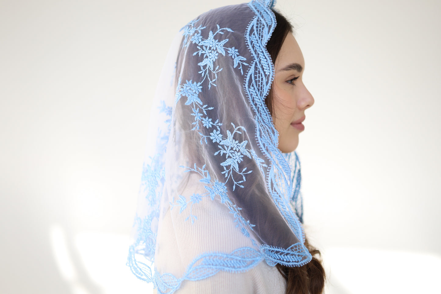 LIGHT BLUE MANTILLA - MariaVeils
