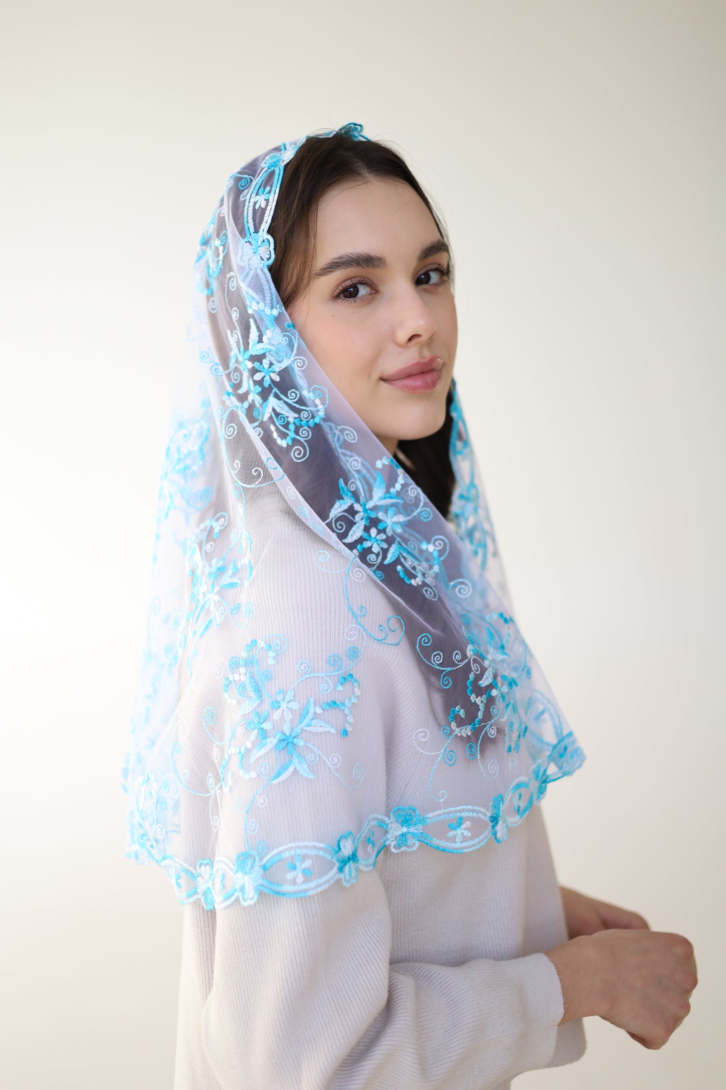 GRADIENT BLUE VEIL - MariaVeils