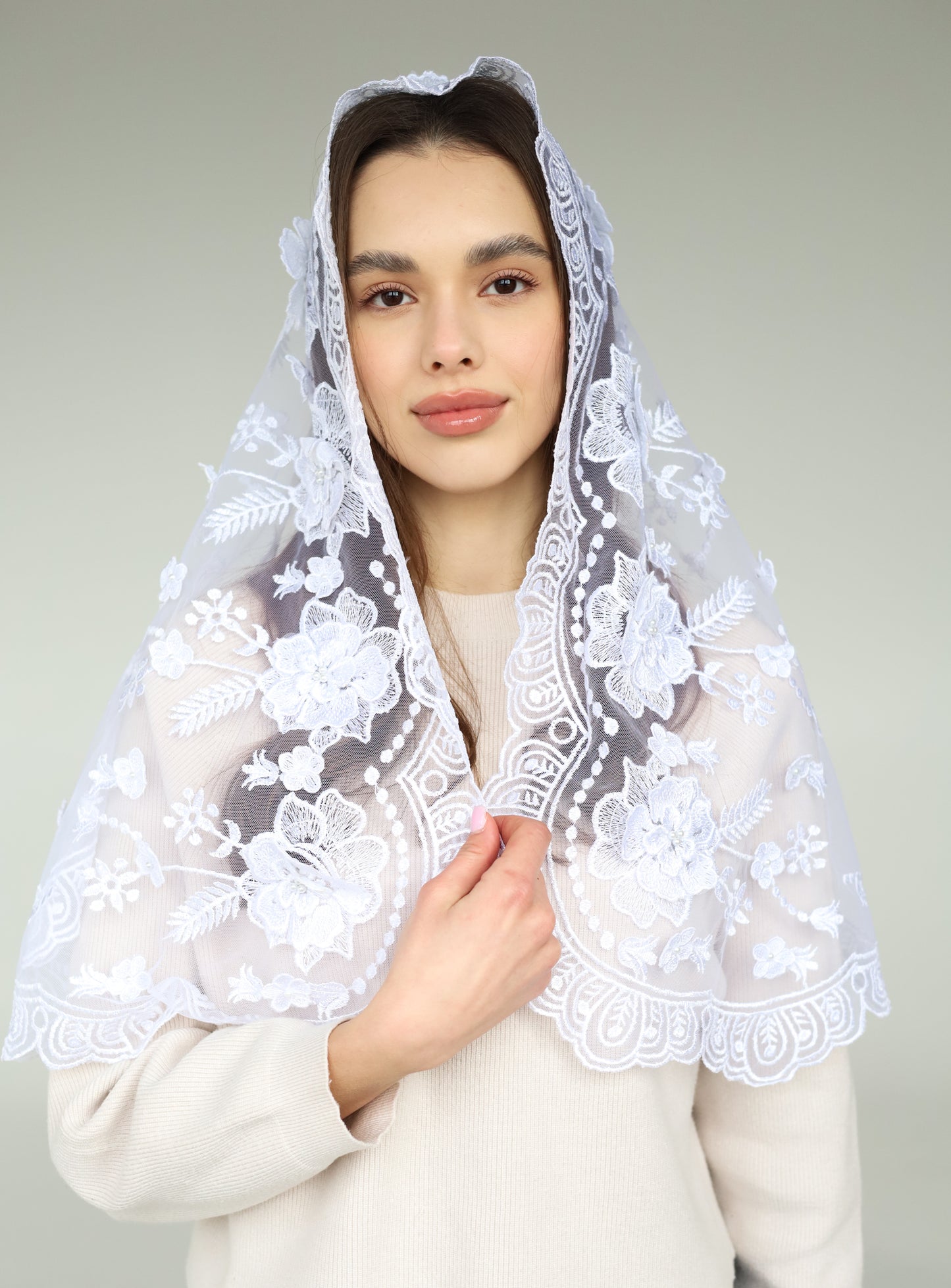 3D FLORAL MANTILLA - MariaVeils