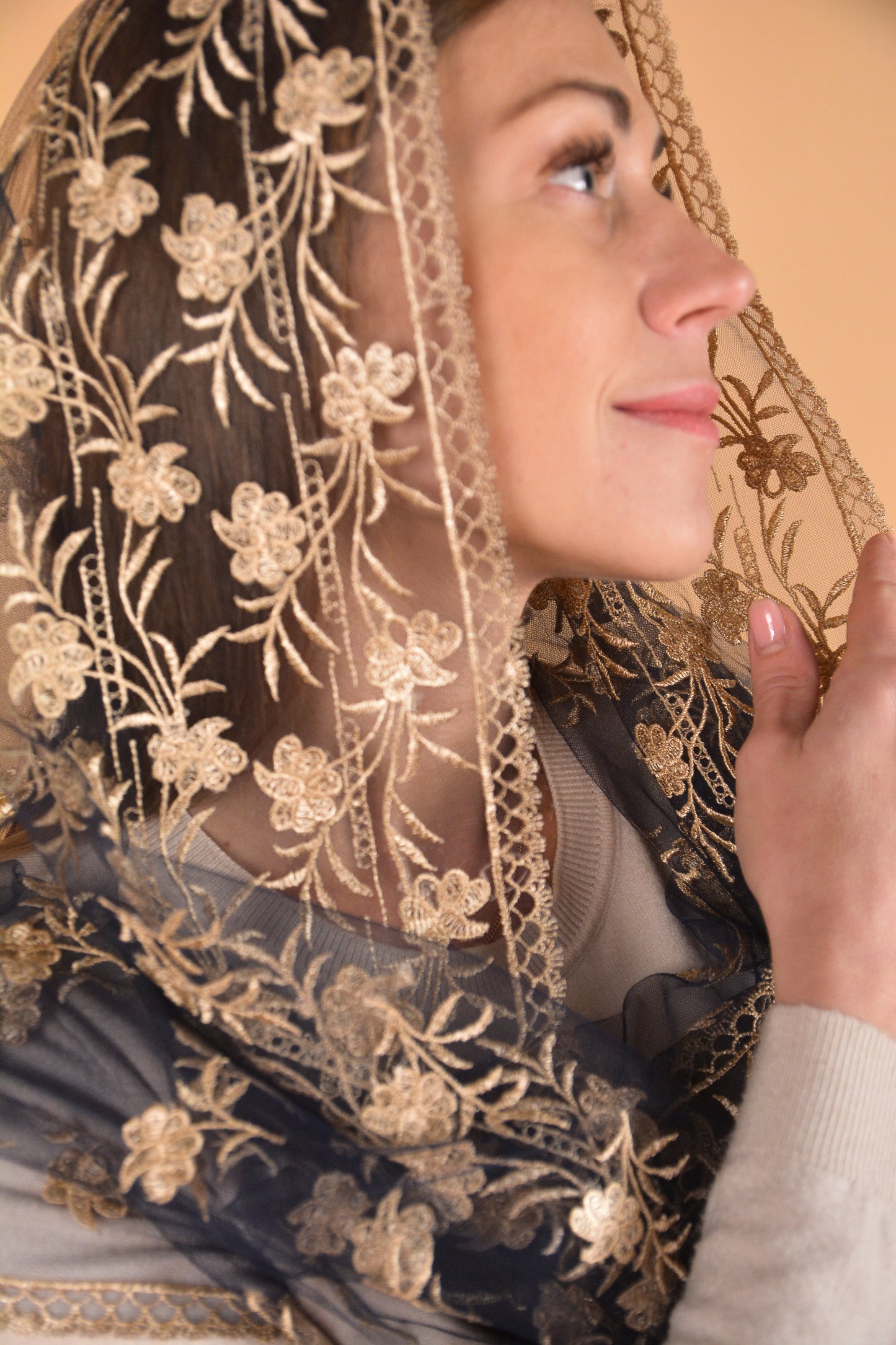 Gold Infinity Veil - MariaVeils