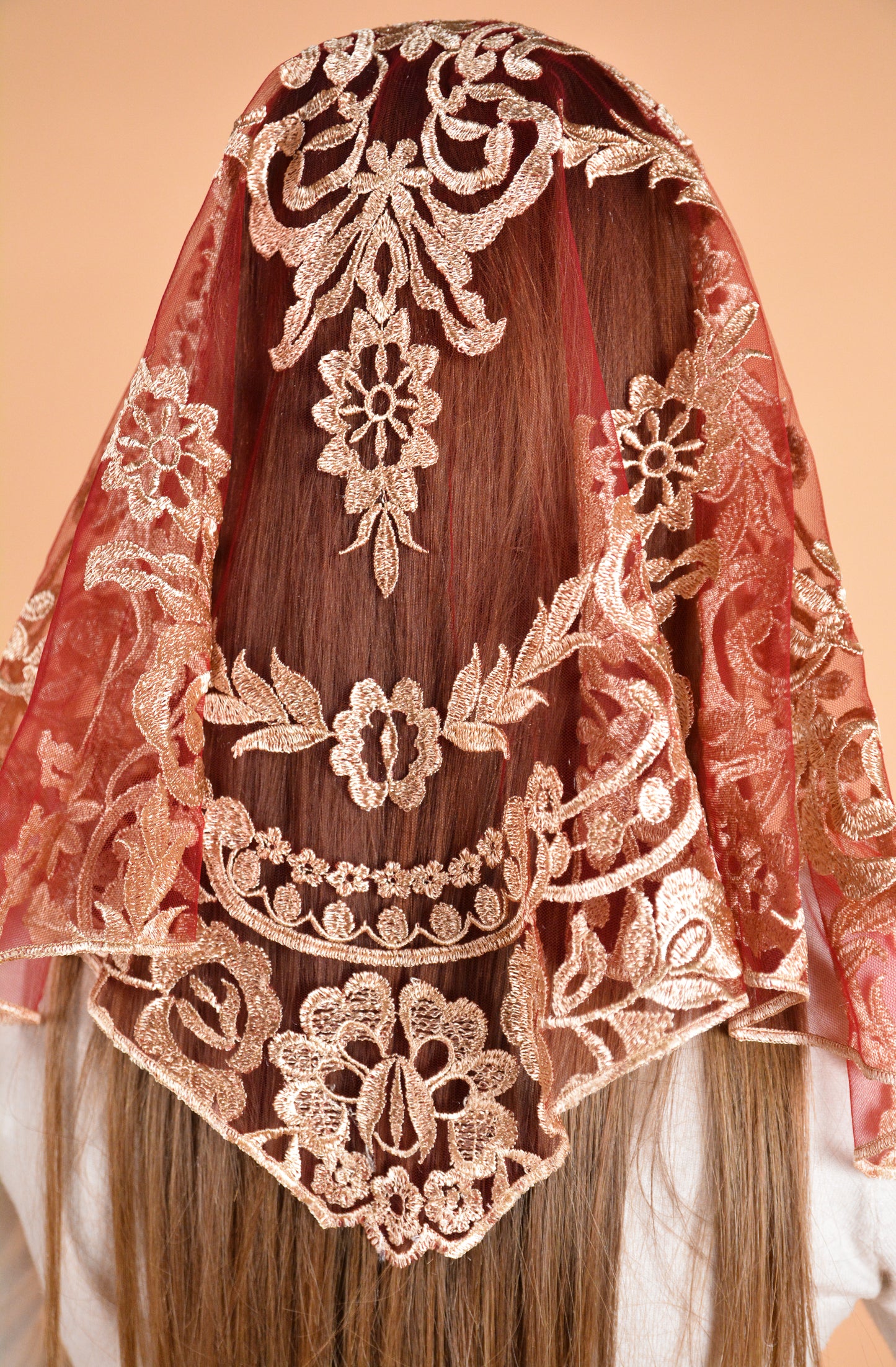 Short Lace Veil - MariaVeils