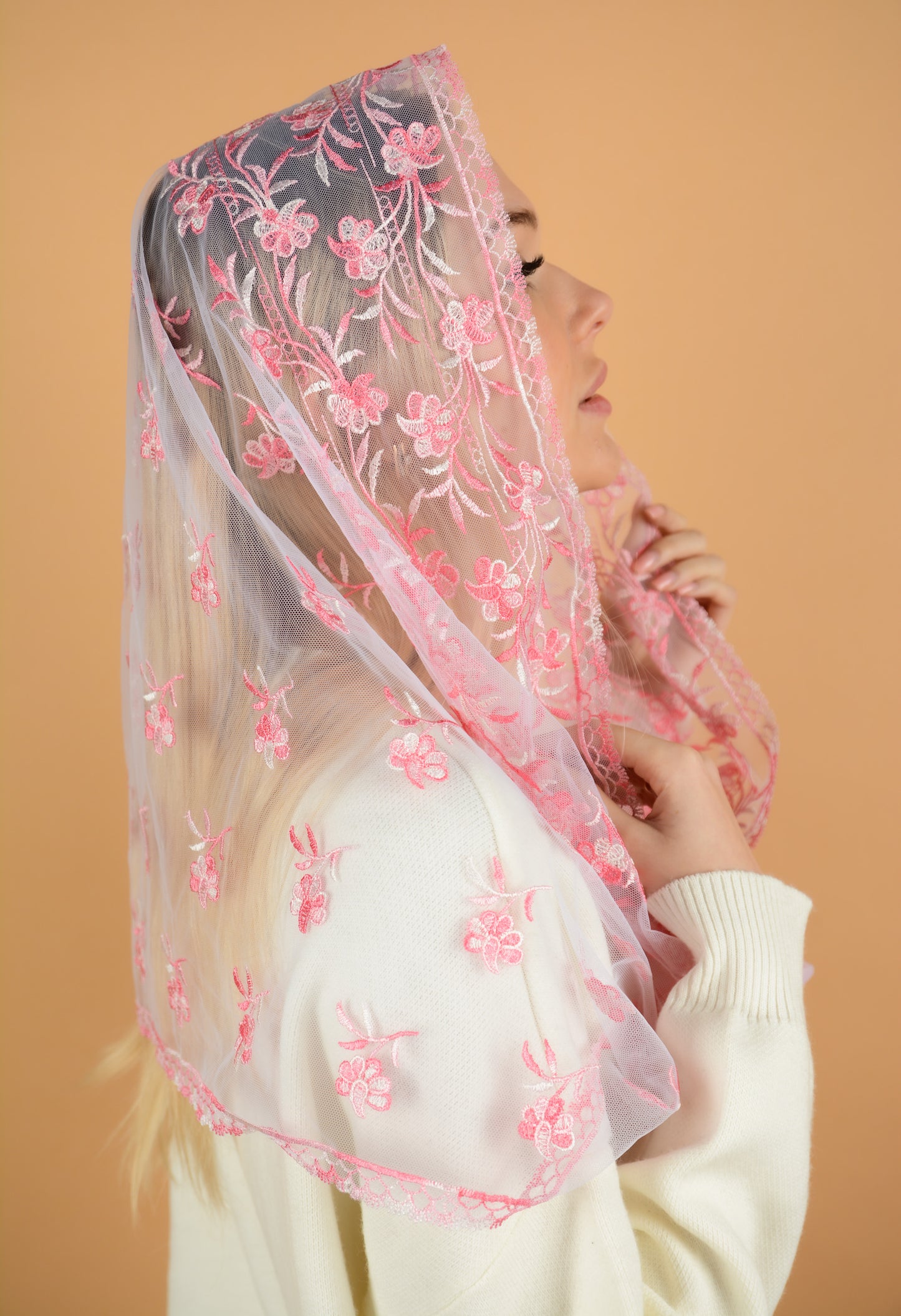 GRADIENT PINK INFINITY VEIL - MariaVeils