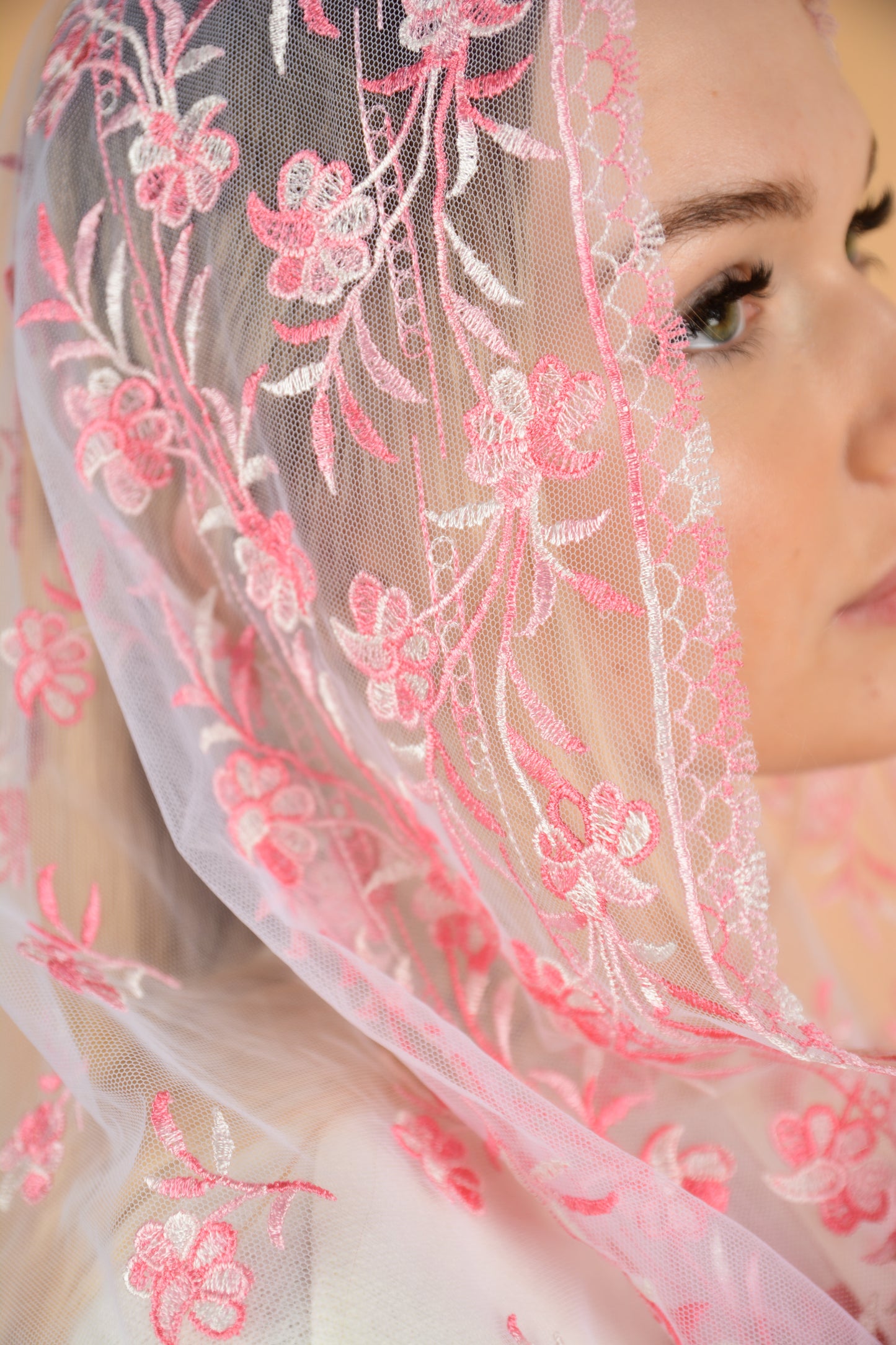 GRADIENT PINK INFINITY VEIL - MariaVeils