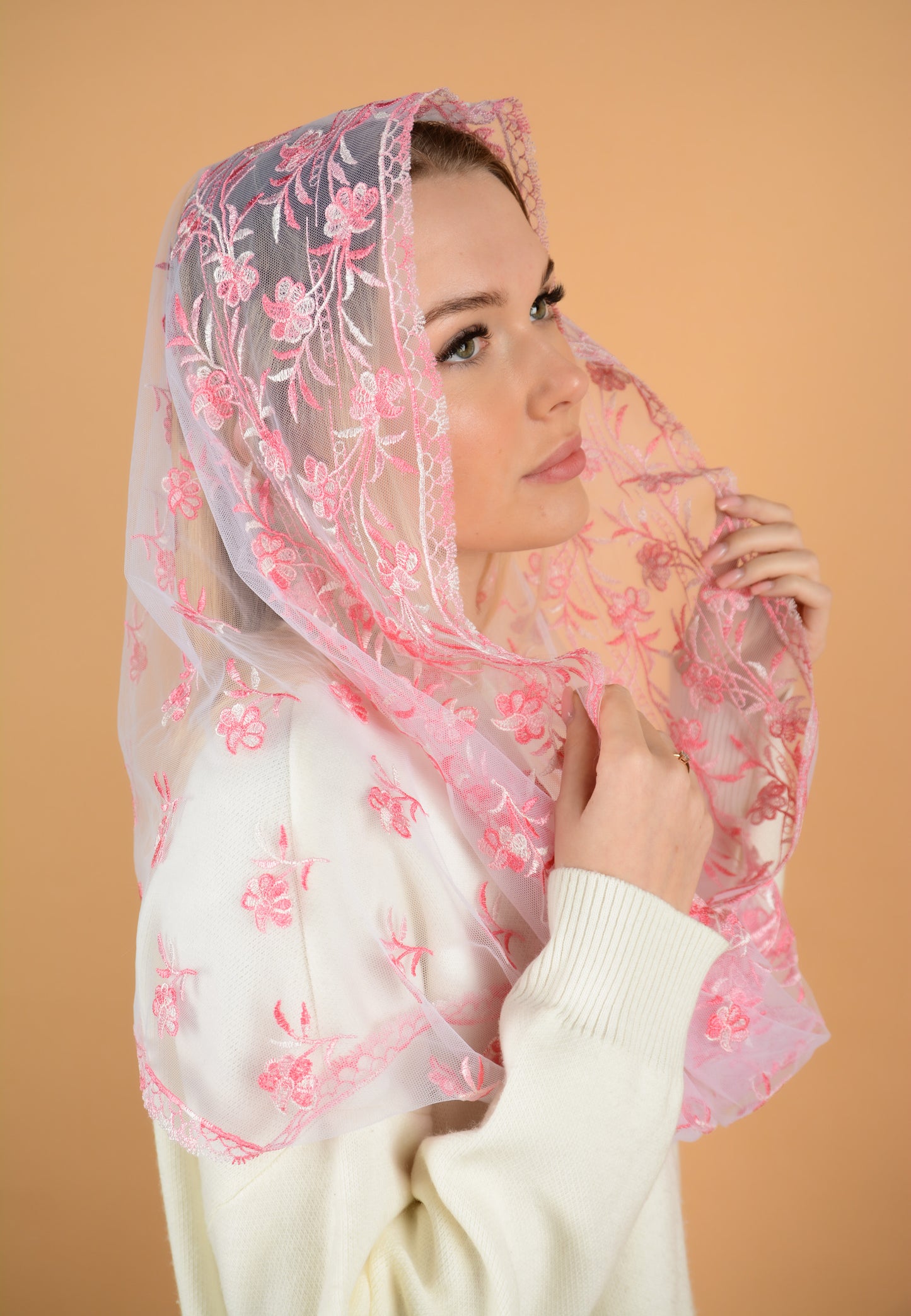 GRADIENT PINK INFINITY VEIL - MariaVeils