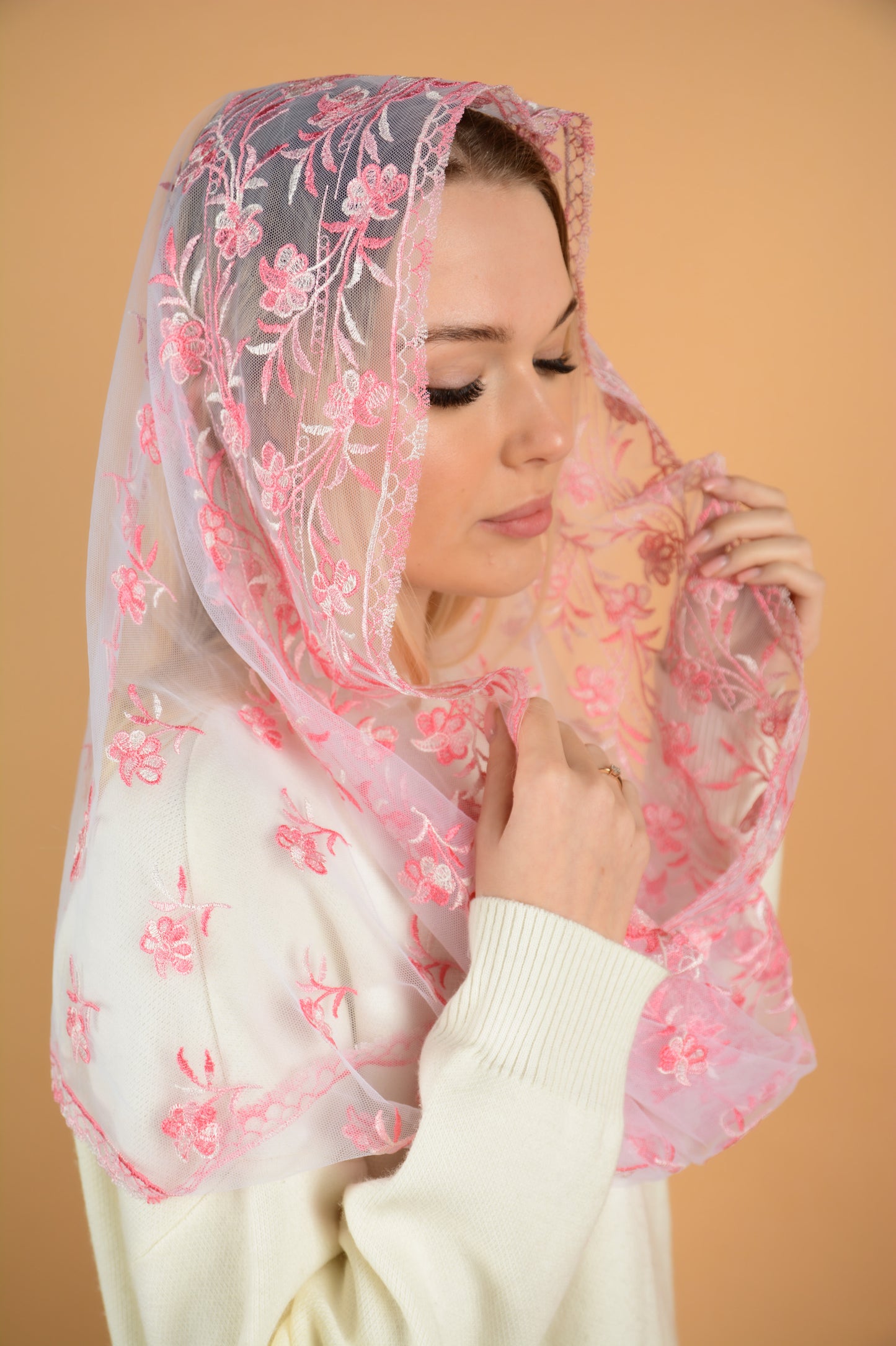 GRADIENT PINK INFINITY VEIL - MariaVeils